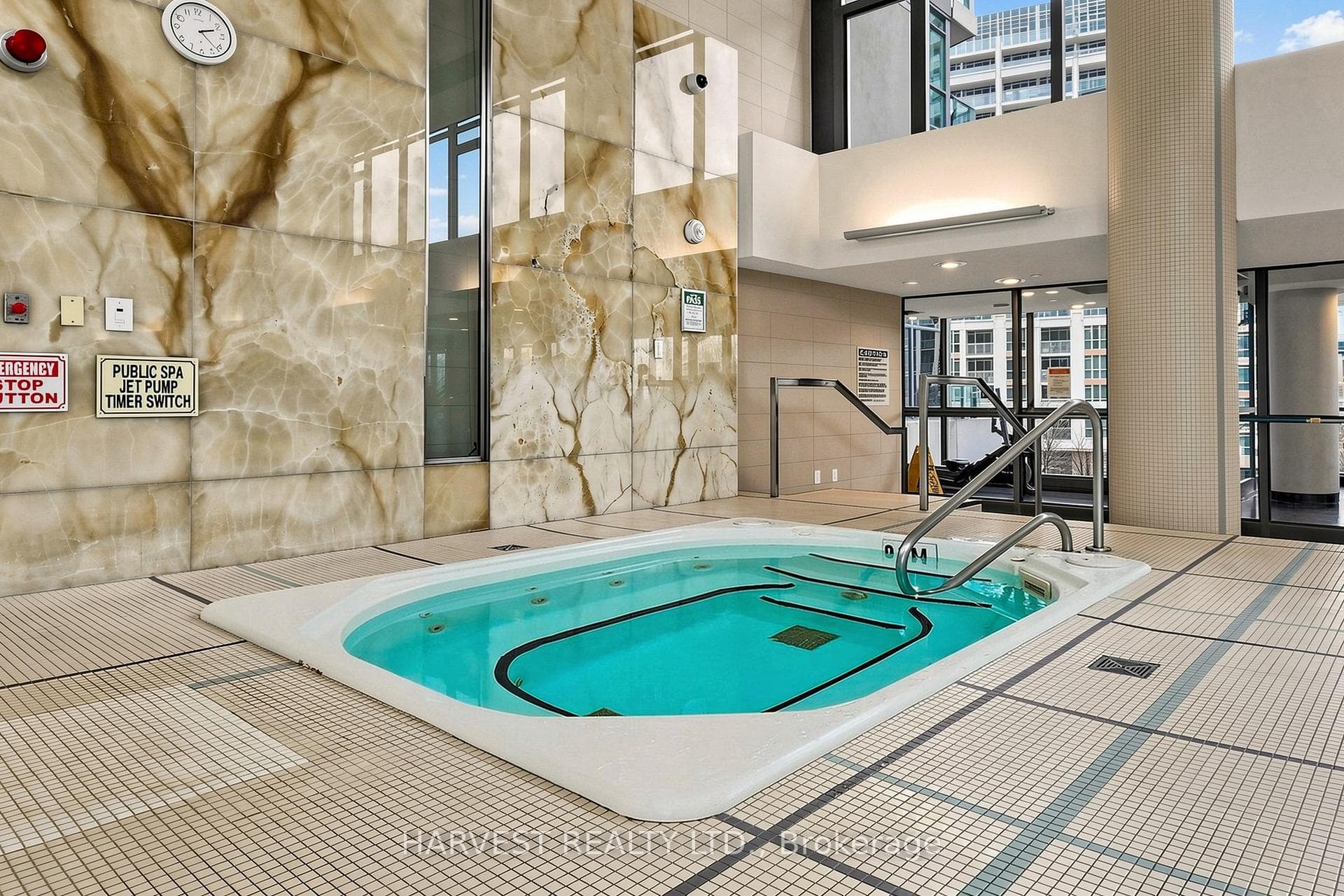 209 Fort York Boulevard Unit 380 photo 36