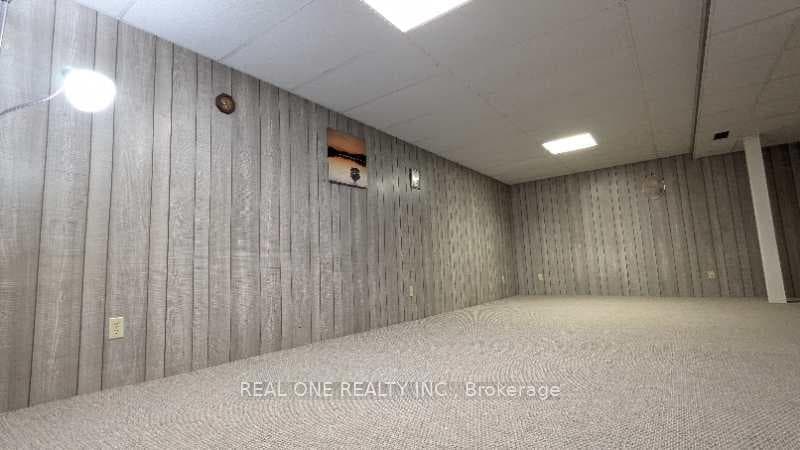 594 Maitland Drive Unit Bsement photo 12