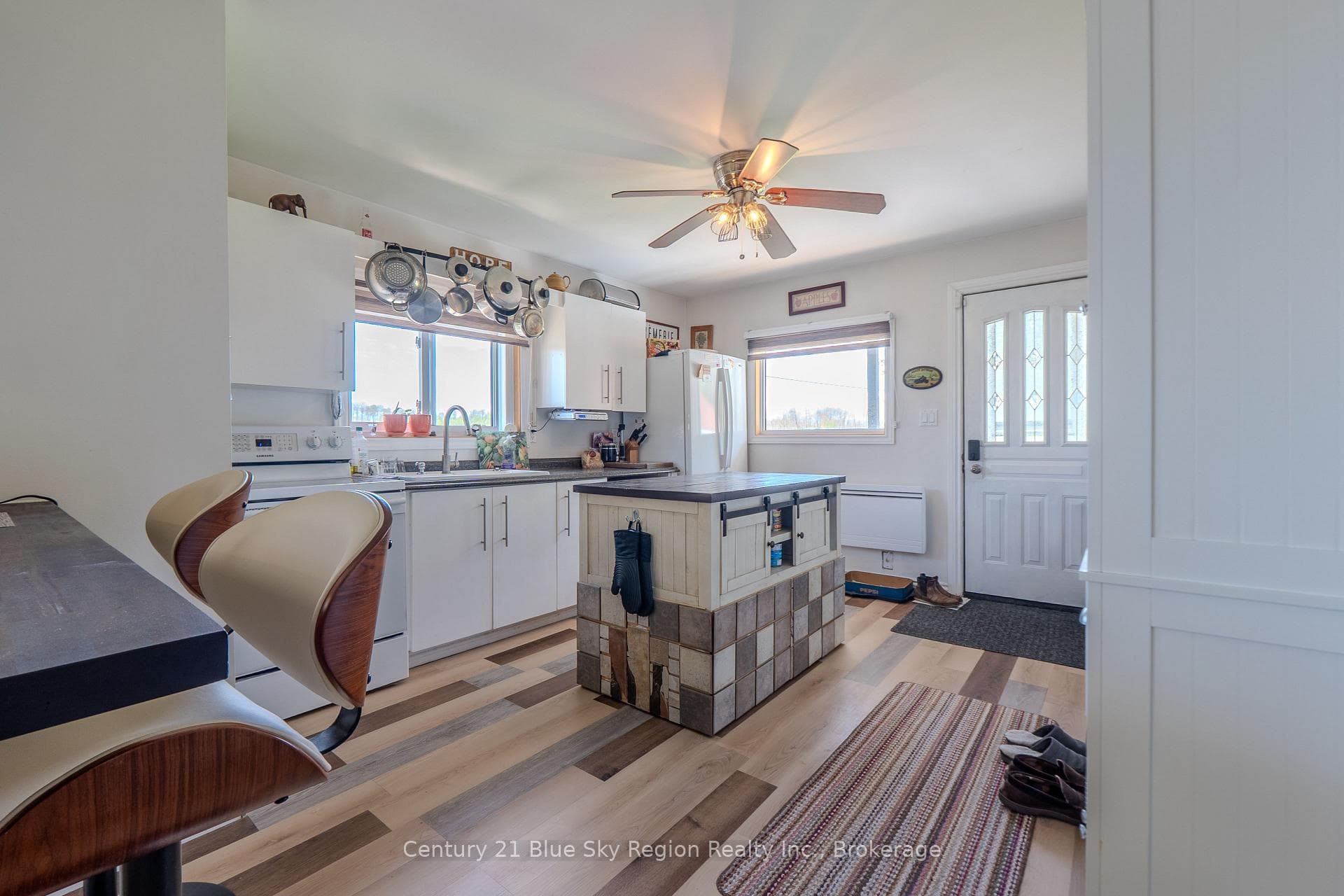 1742 Highway 17 N/A photo 13