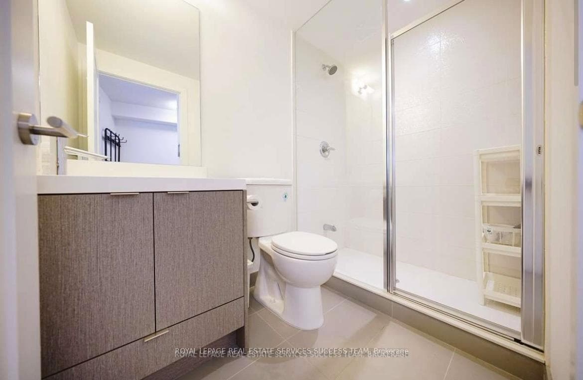 10 York Street Unit 1305 photo 13