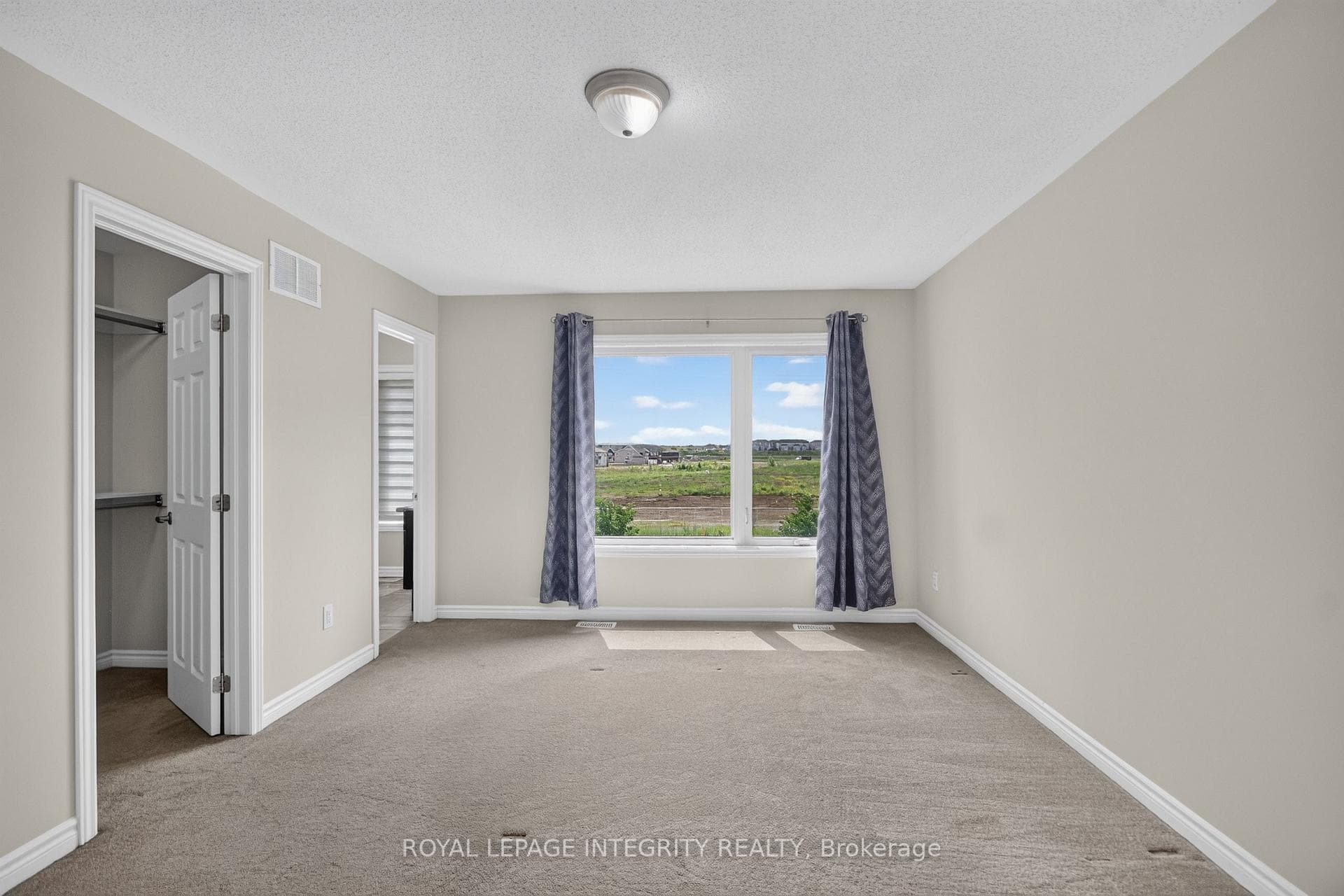 364 Aphelion Crescent photo 44