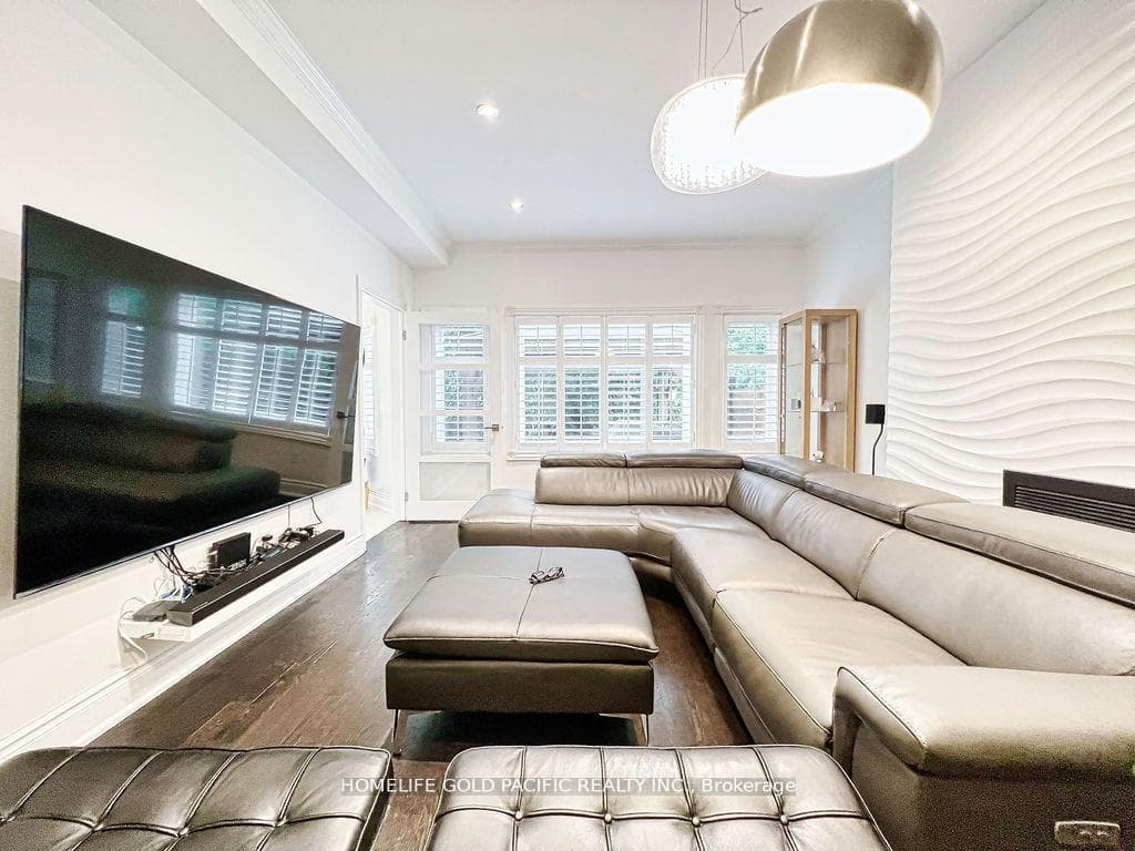 73 Macrill Road photo 19