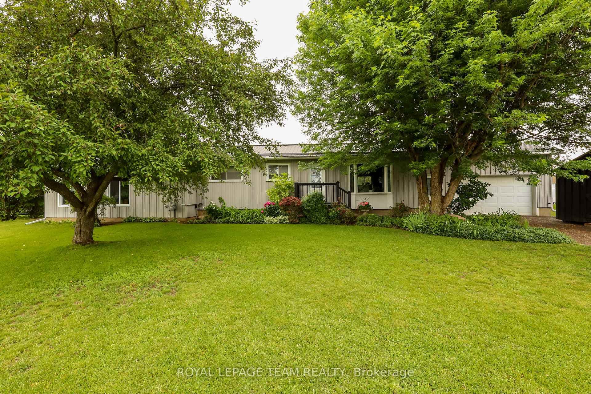 3041 Bridge Street photo 1