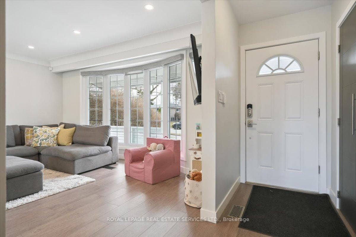 5336 Windermere Drive photo 5