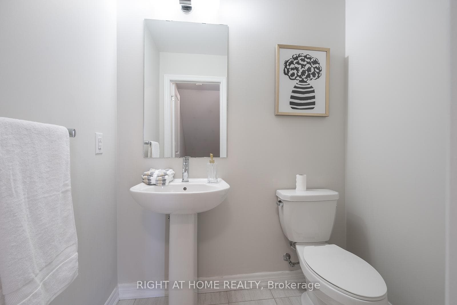 Powder room
