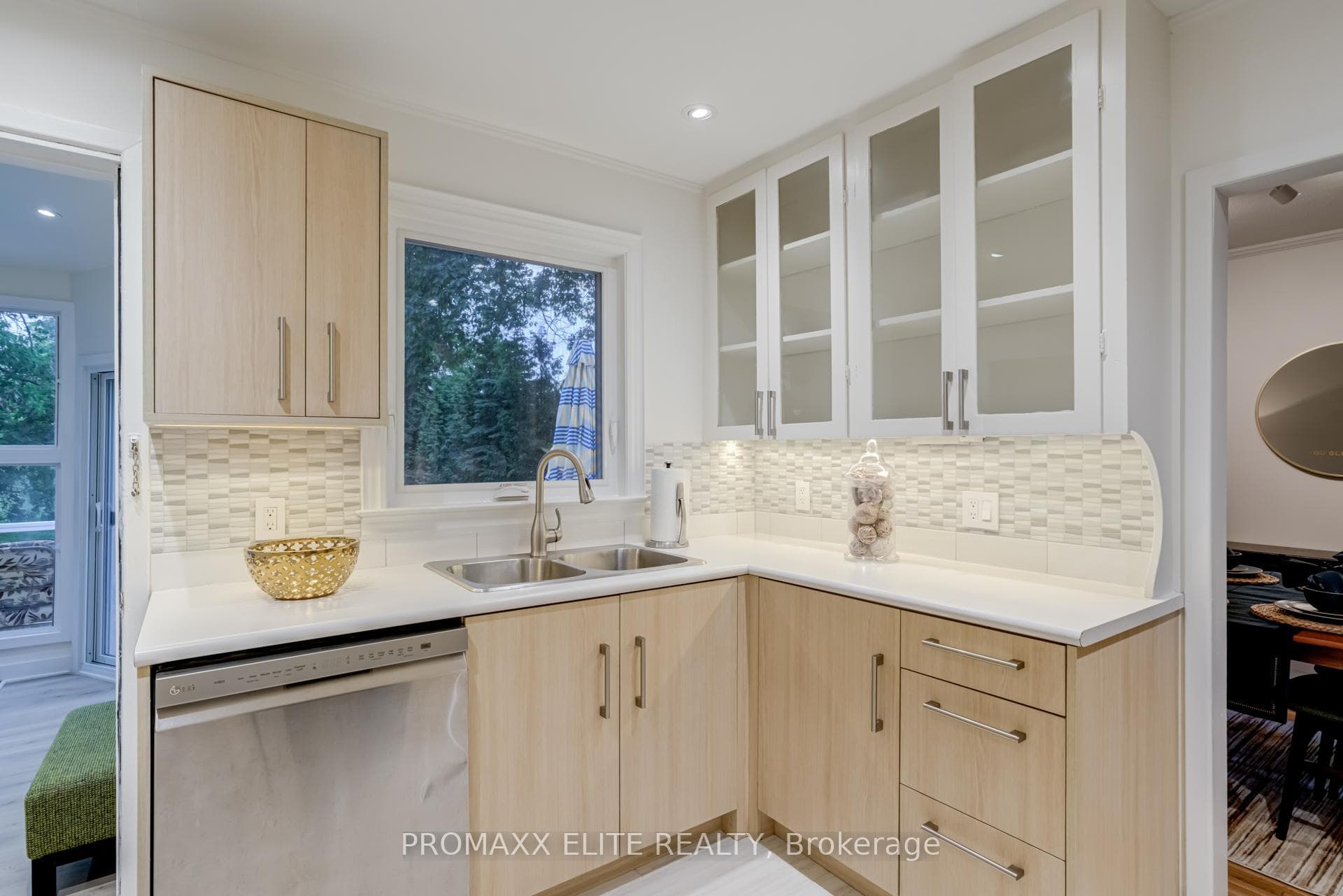 261 Sand Road photo 15