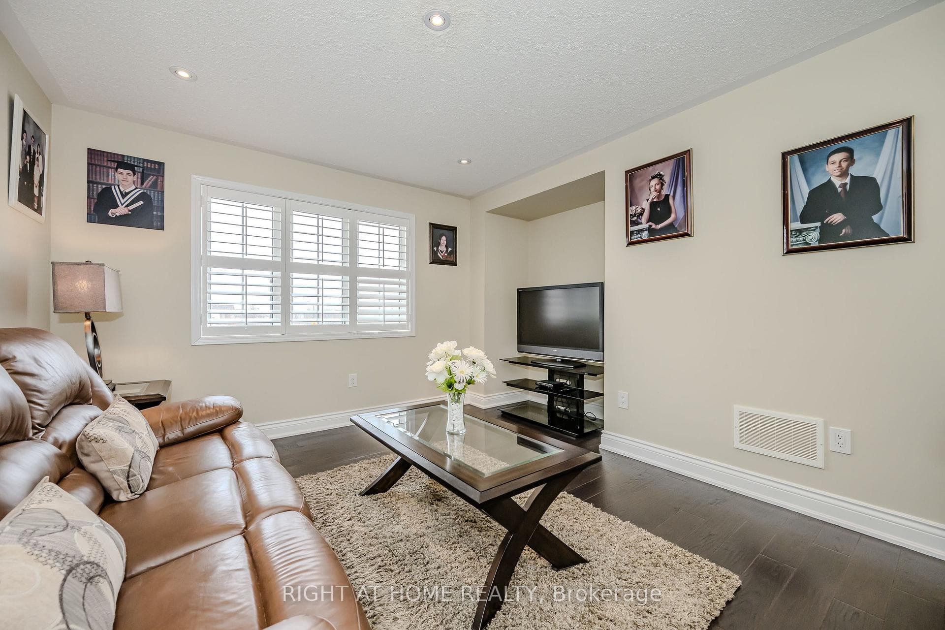 901 Dice Way photo 21