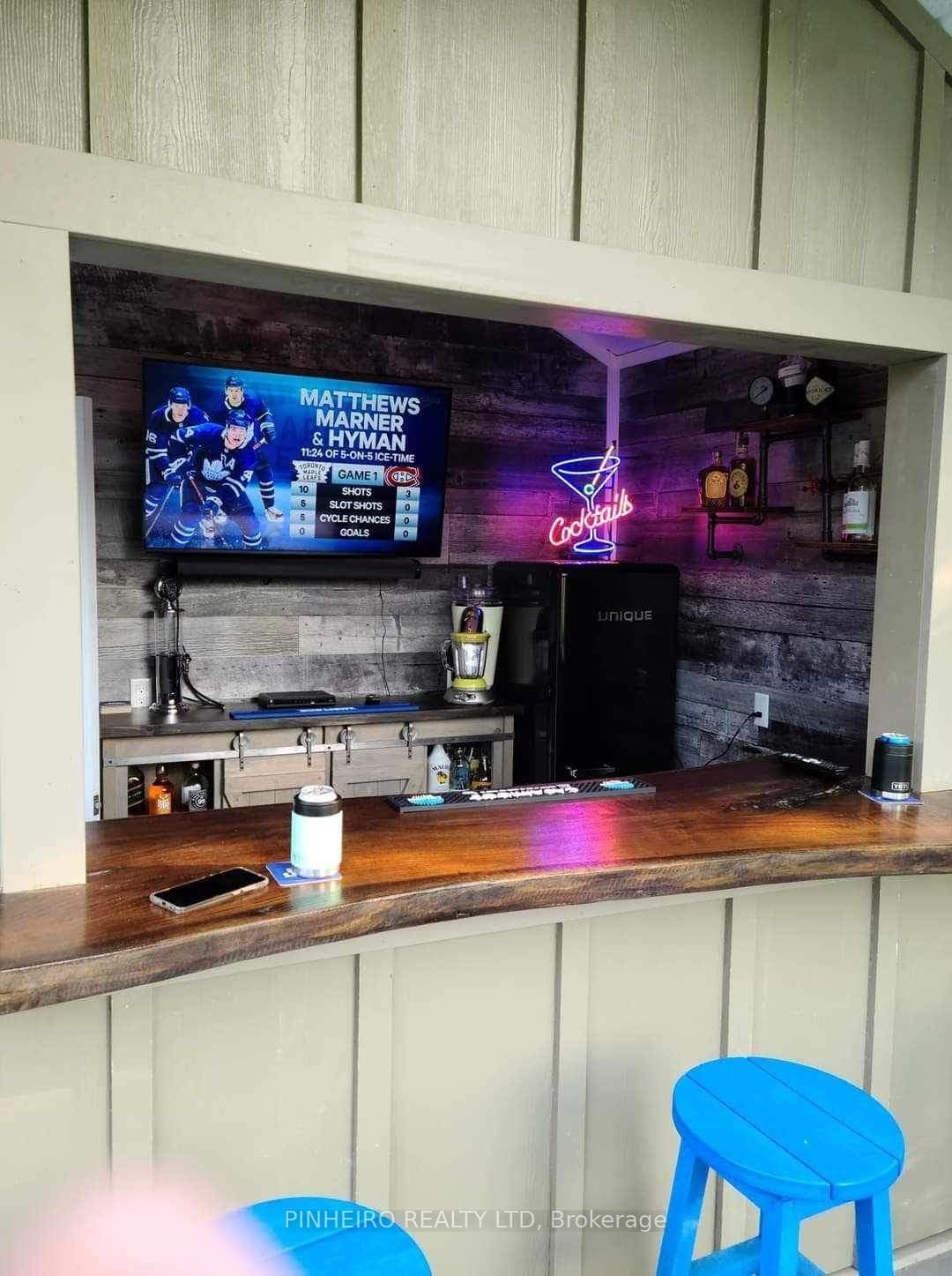 251 Carling Street photo 33