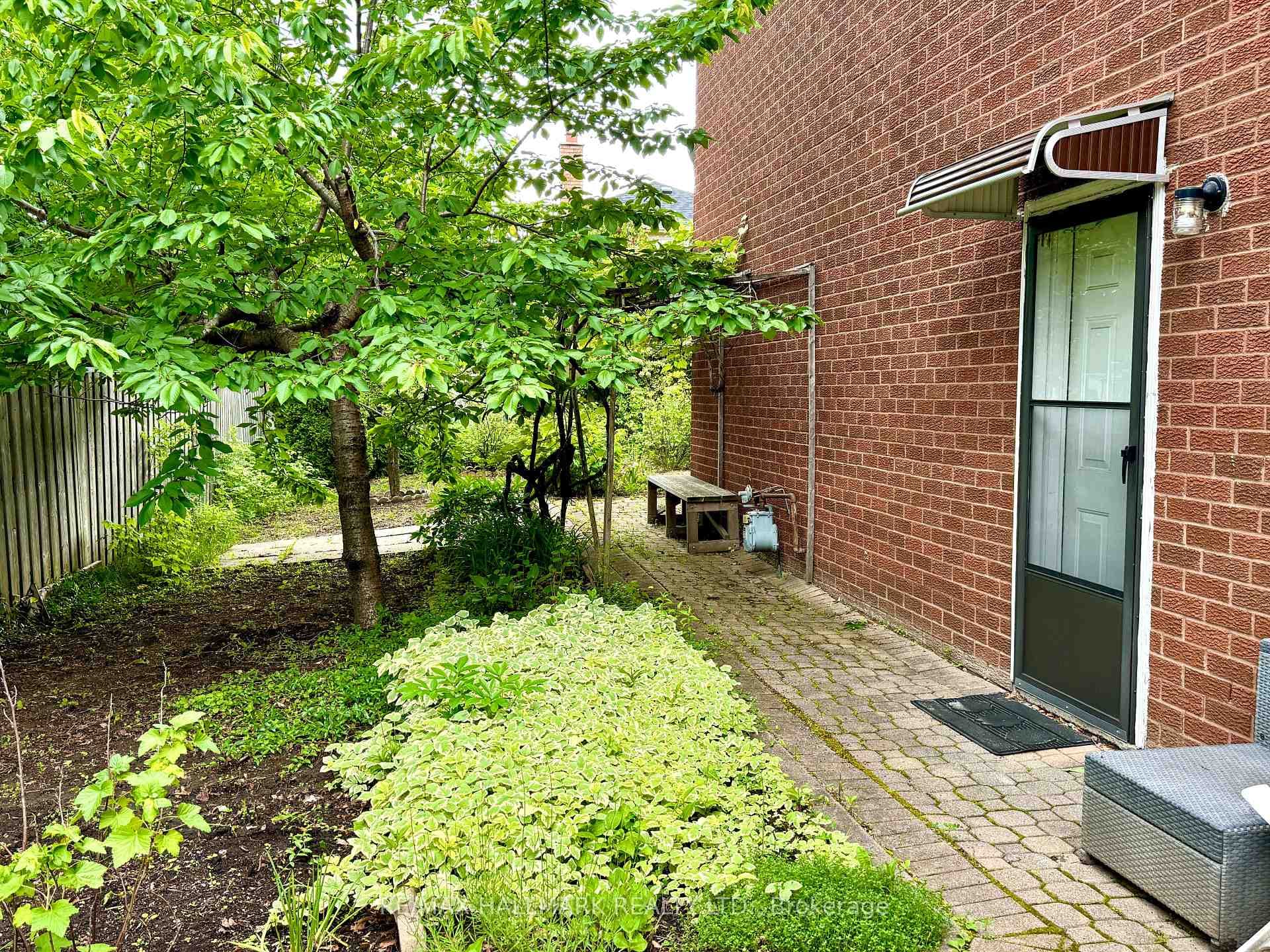 3 Richbell Street Unit Bsmnt photo 2
