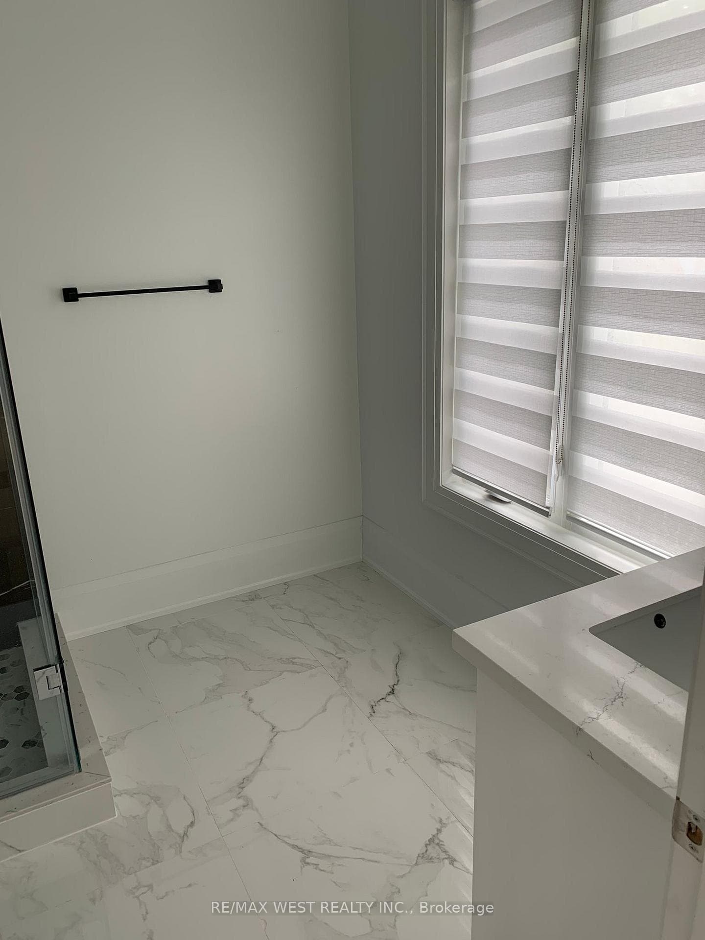 367 Penn Avenue photo 9