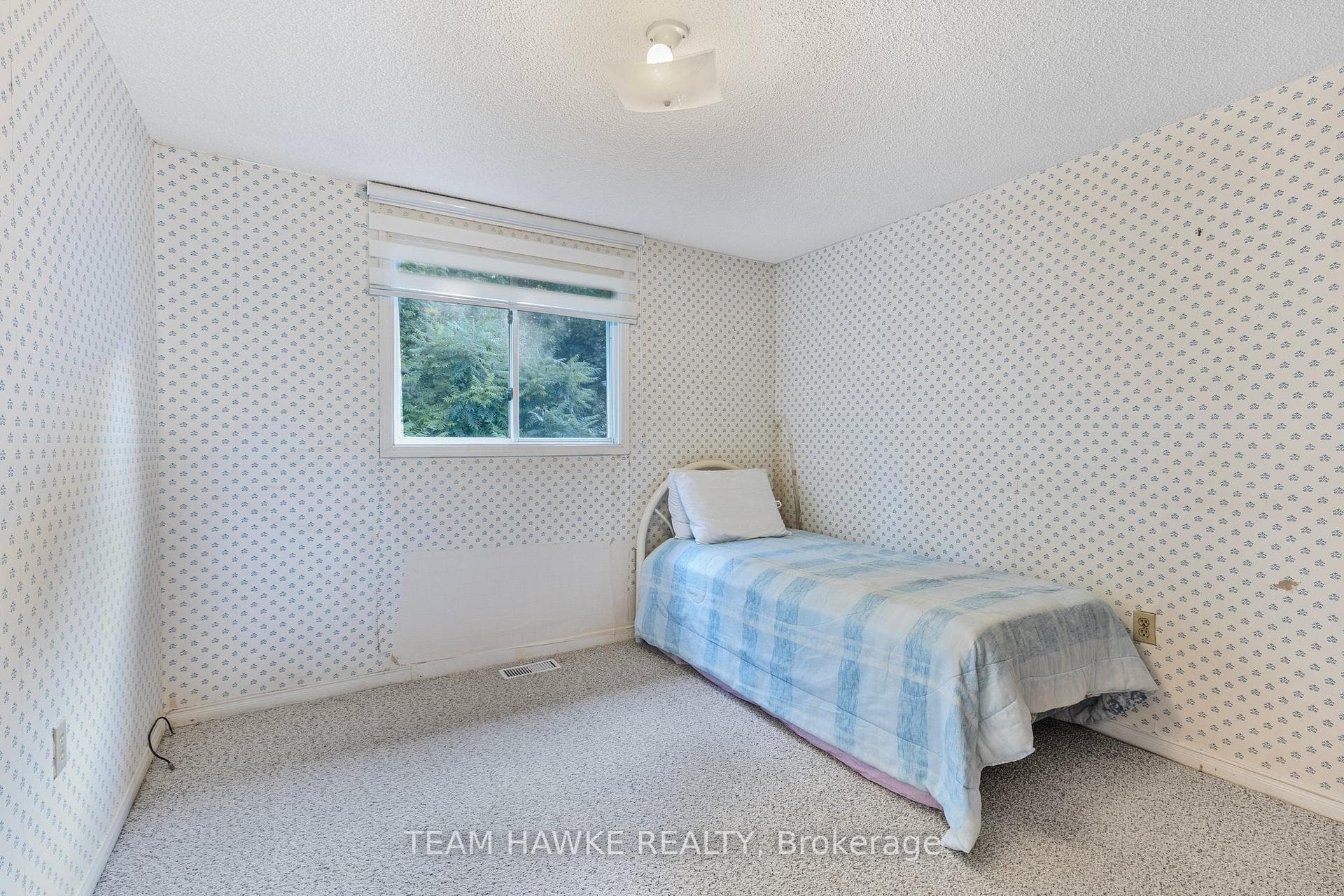 818 Birchwood Drive photo 16