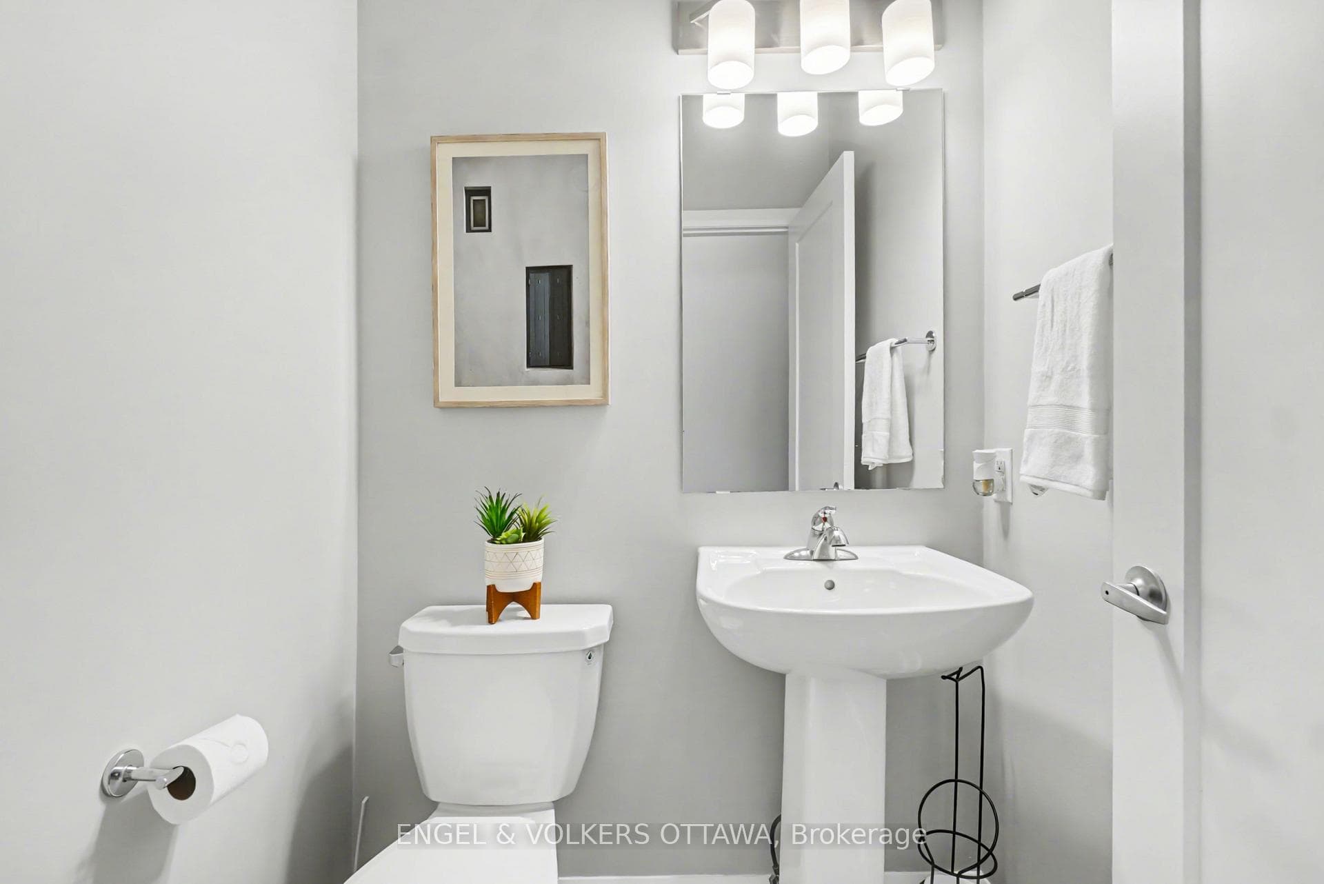 Main floor powder room