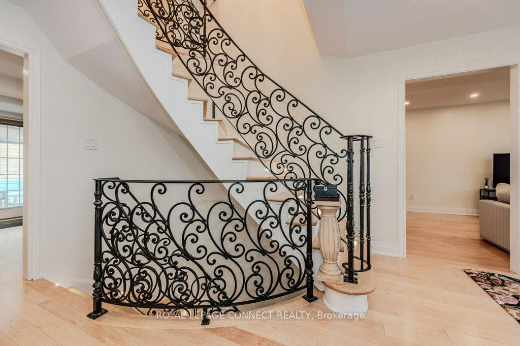 1850 Spruce Hill Road photo 5