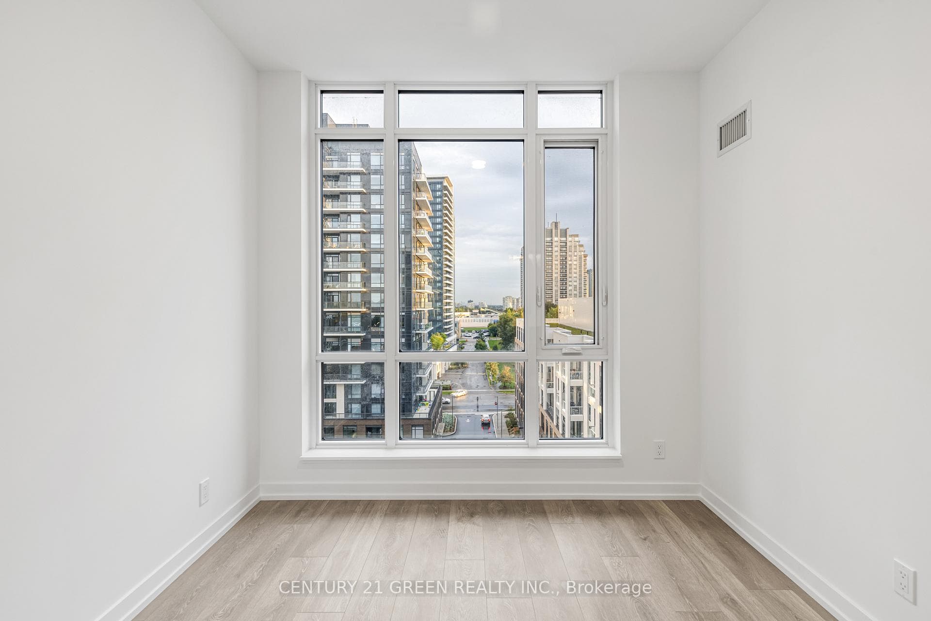 8 Beverley Glen Boulevard Unit 809 photo 25