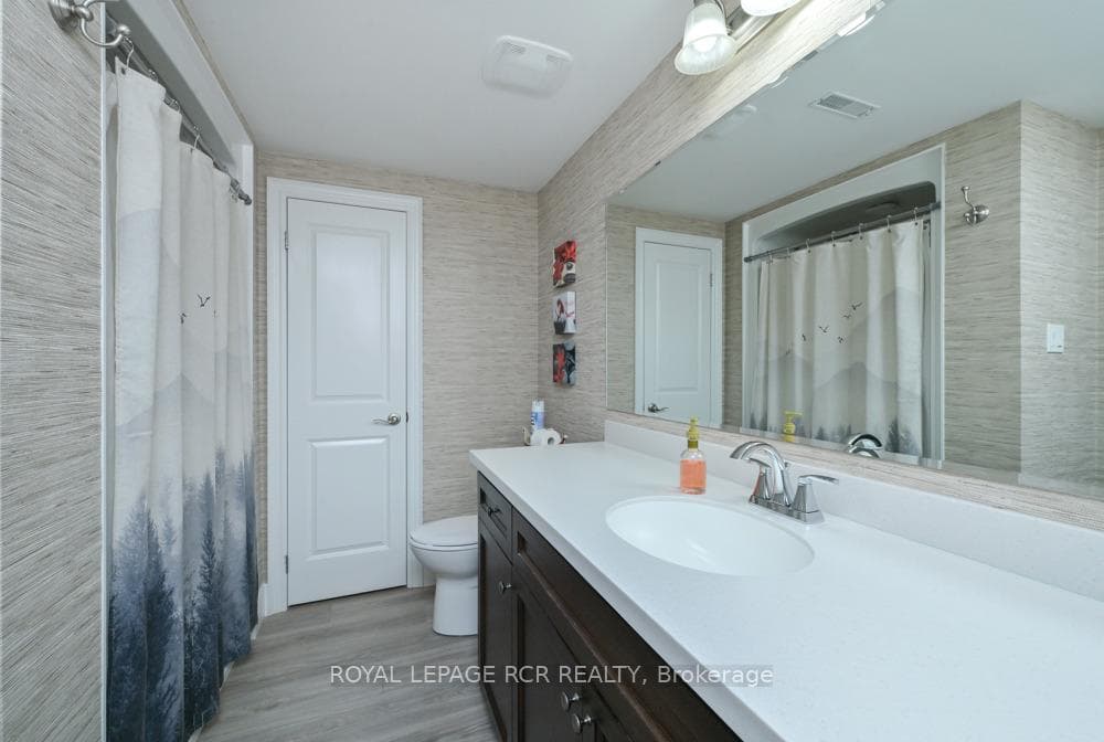 22 Westmount Drive photo 26