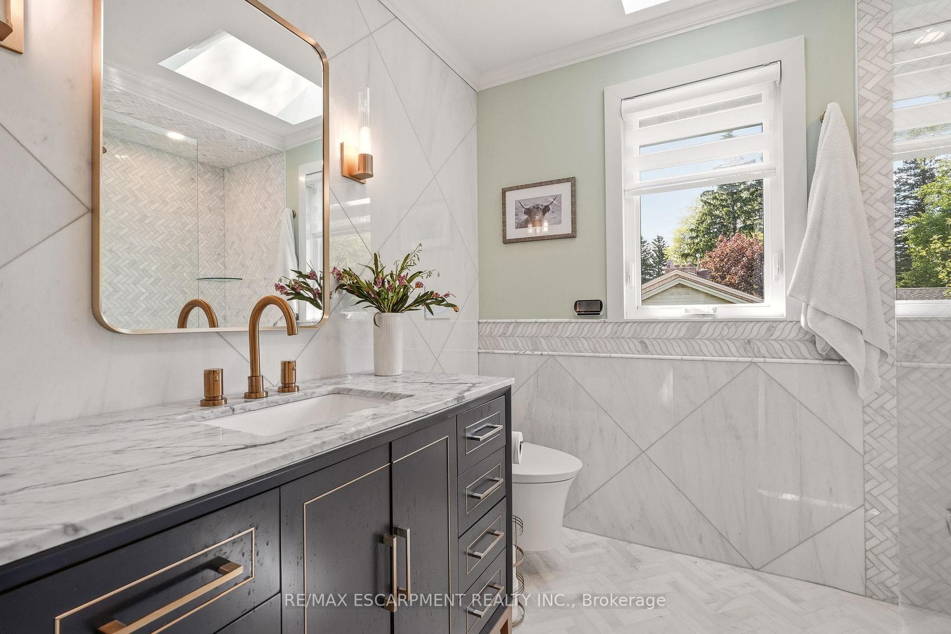 600 Deborah Crescent photo 12