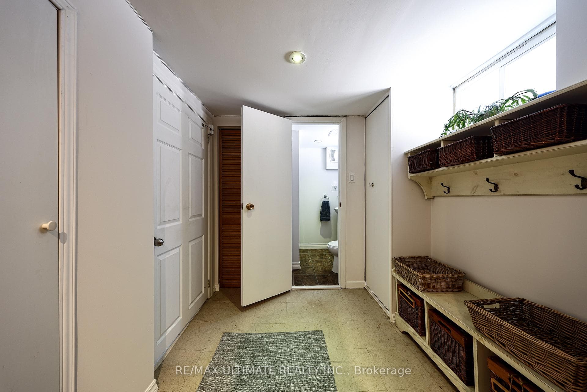 503 Sutherland Drive photo 38