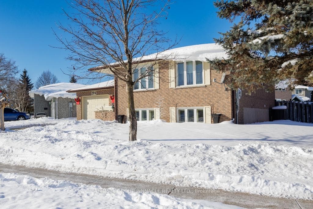 294 Mary Street West!