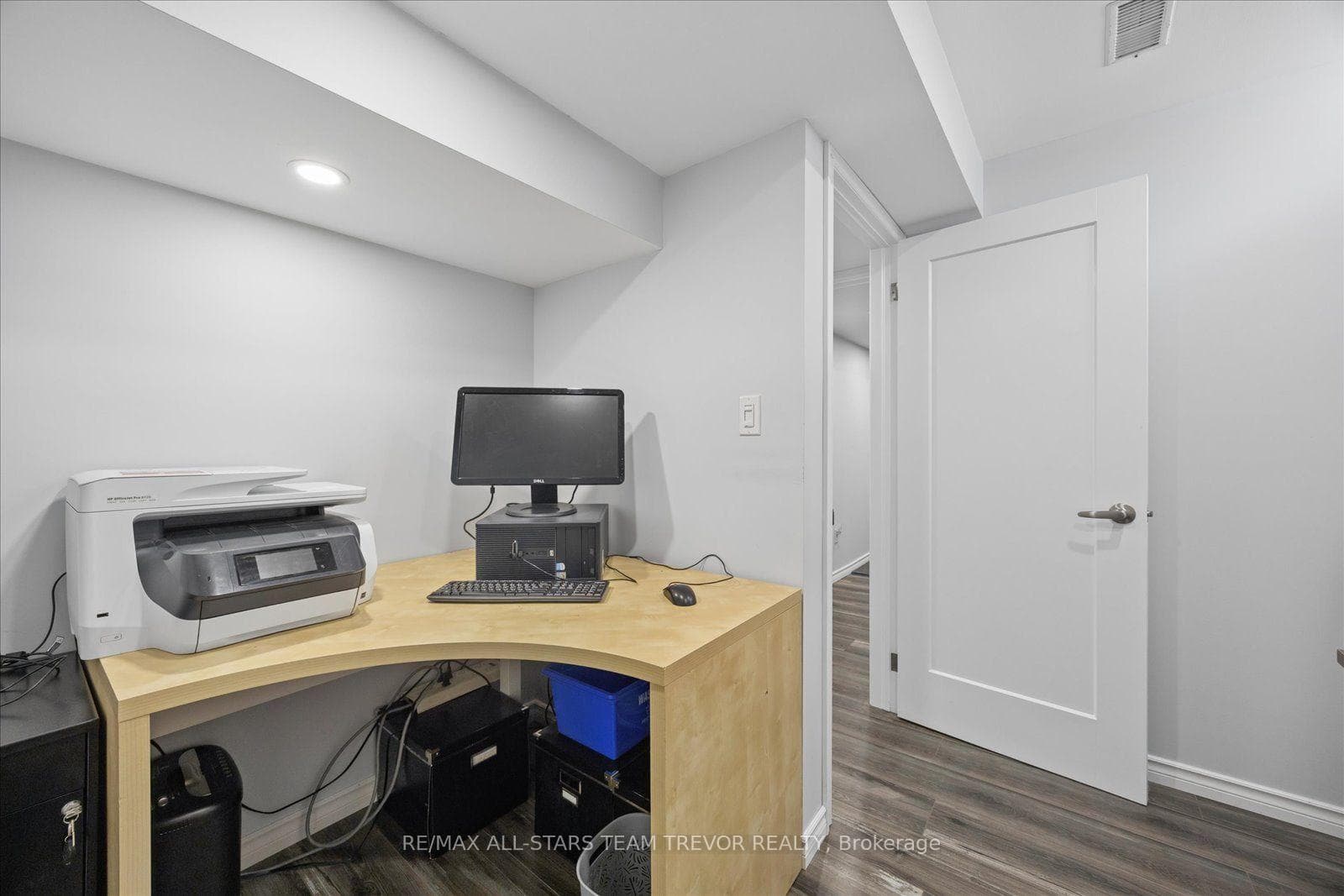 30 Laurendale Avenue photo 27