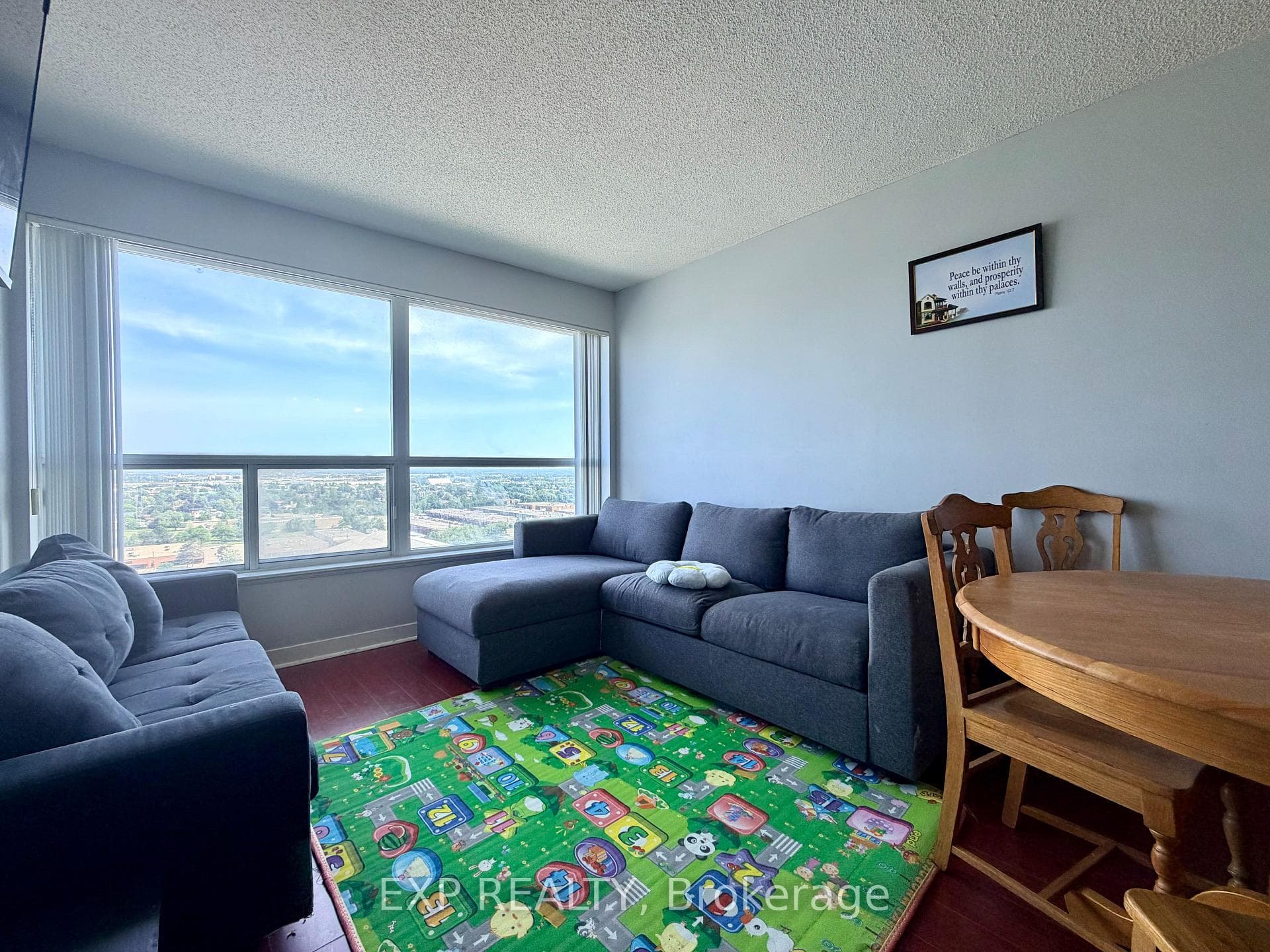 38 Lee Centre Drive Unit 2101 photo 9