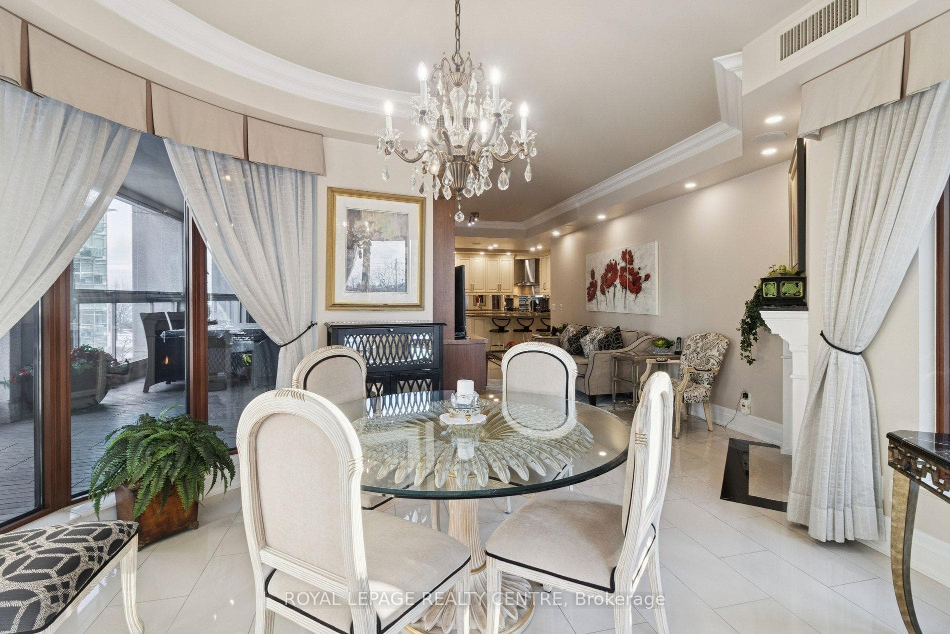 2095 Lake Shore Boulevard Unit 220 photo 9