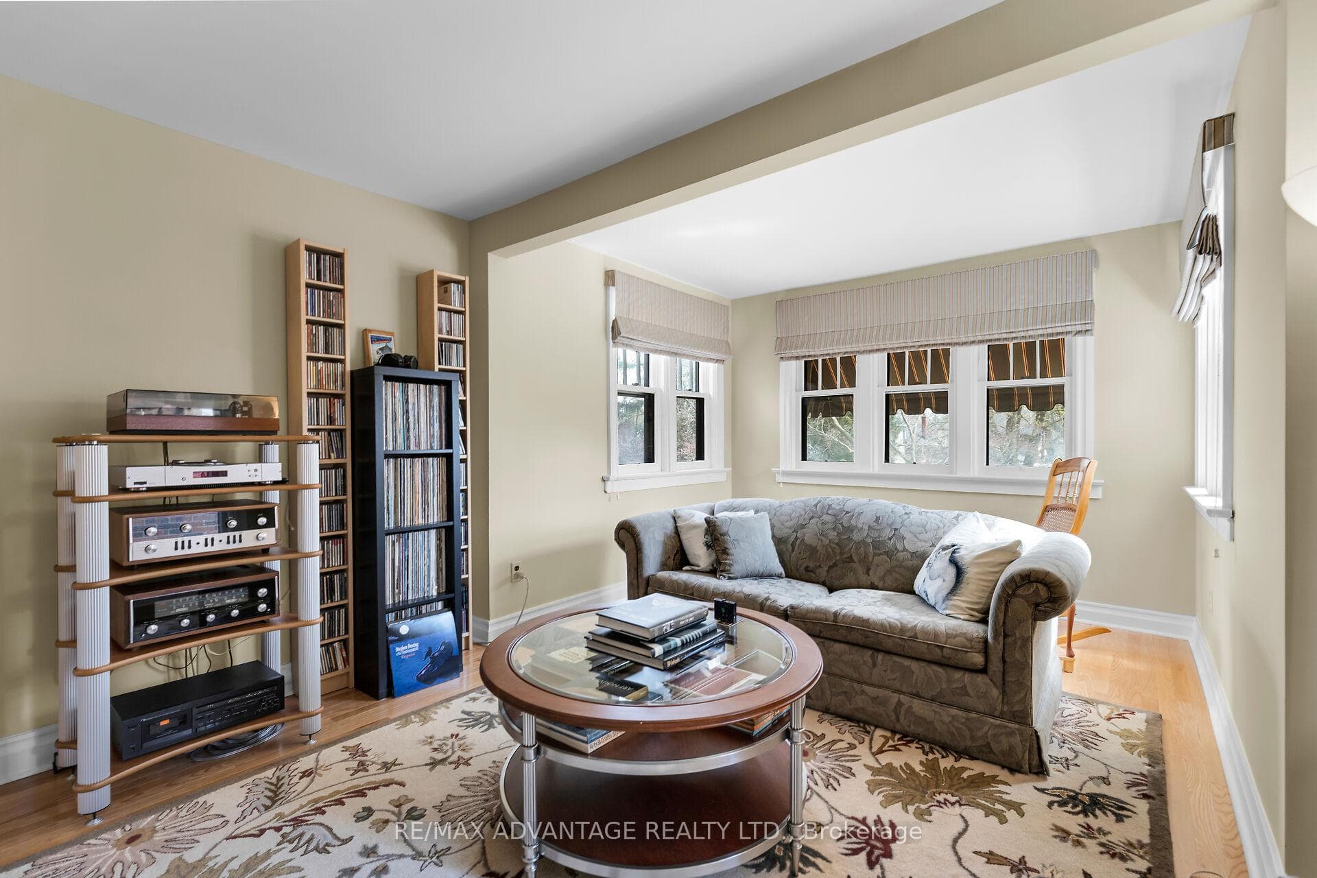 11 Chalmers Street photo 31