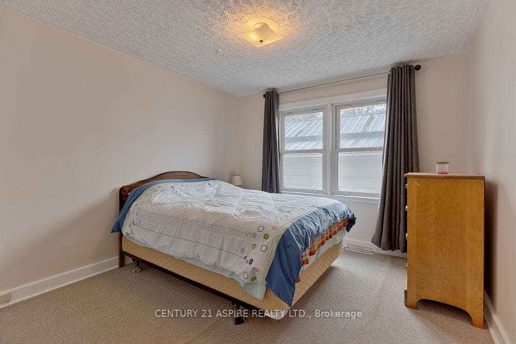 504 Wilbert Street photo 11