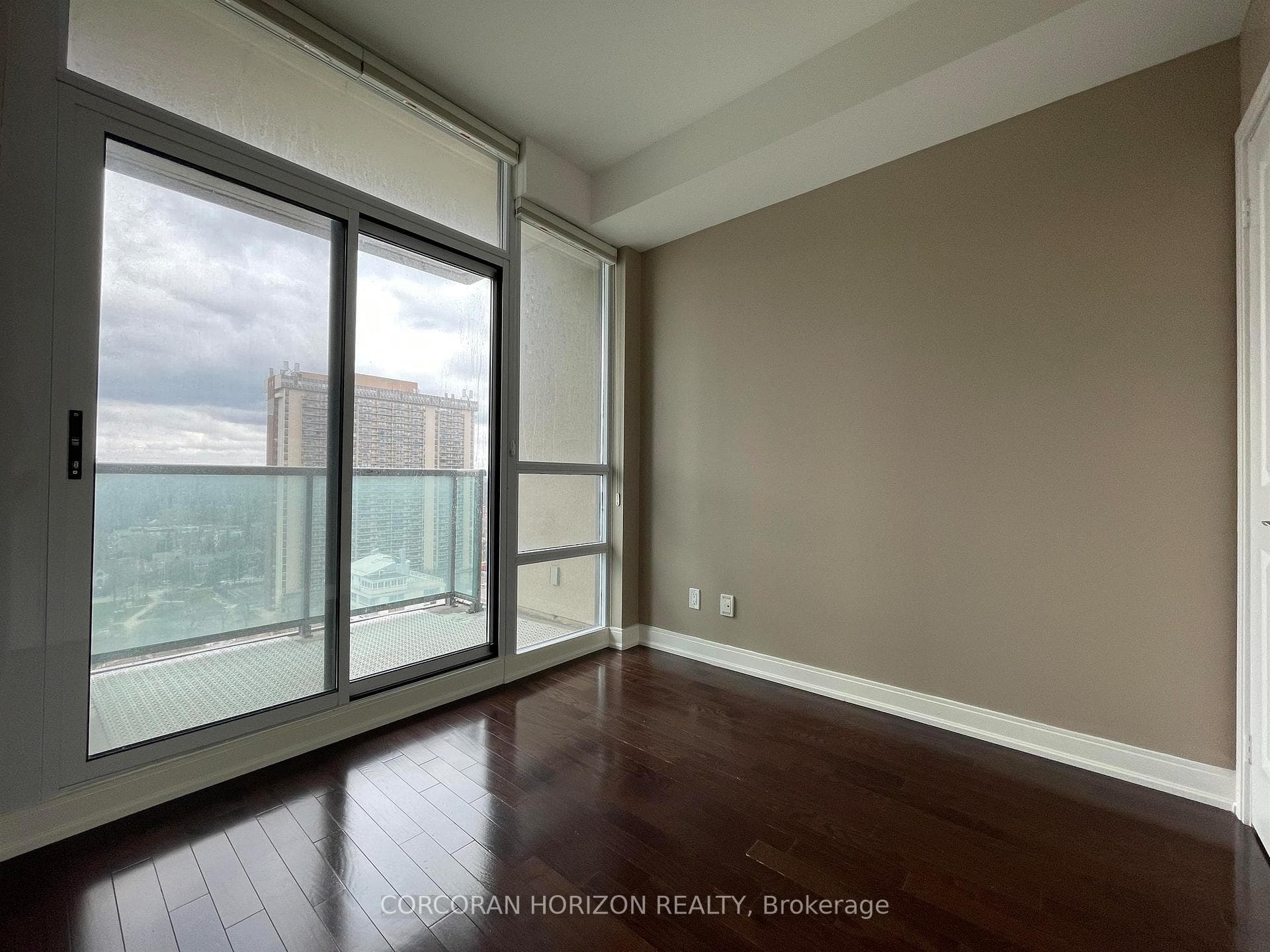 88 Broadway Avenue Unit 1601 photo 8