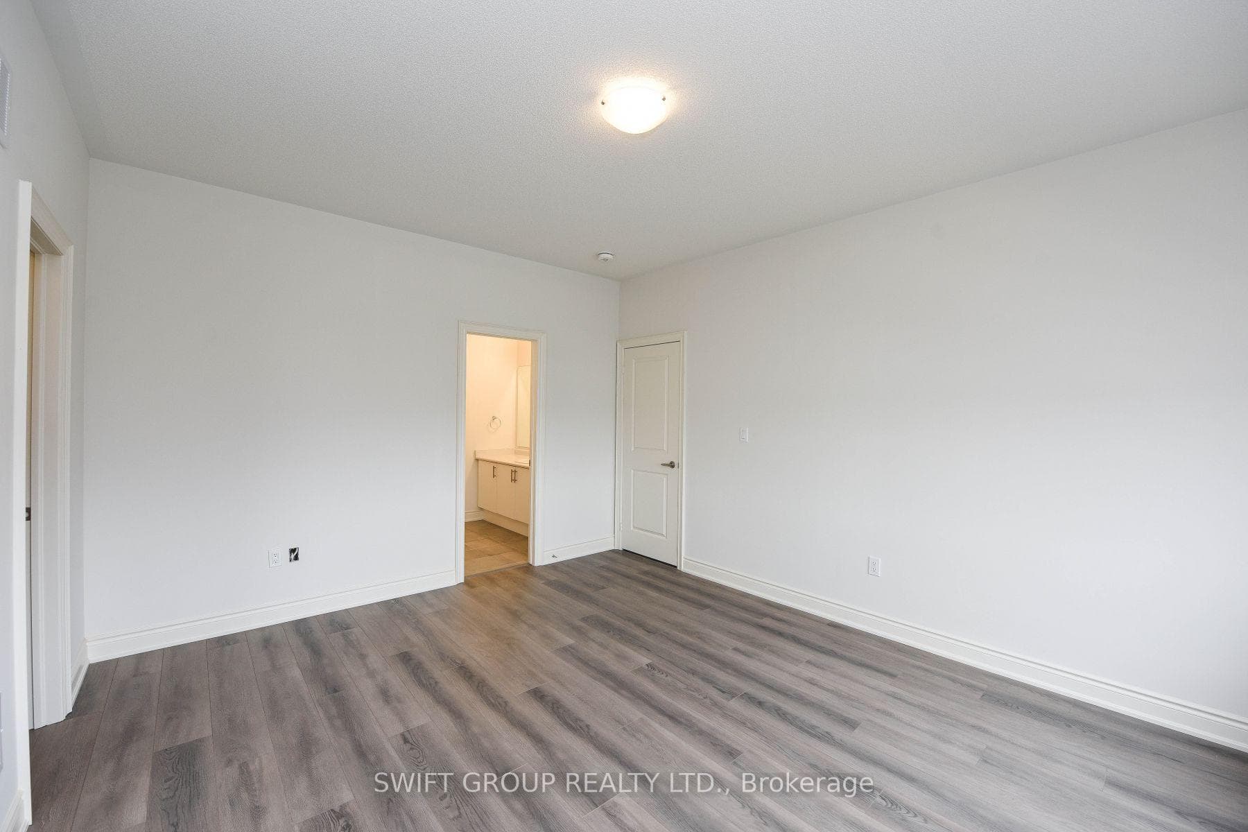 484 Skinner Road photo 32