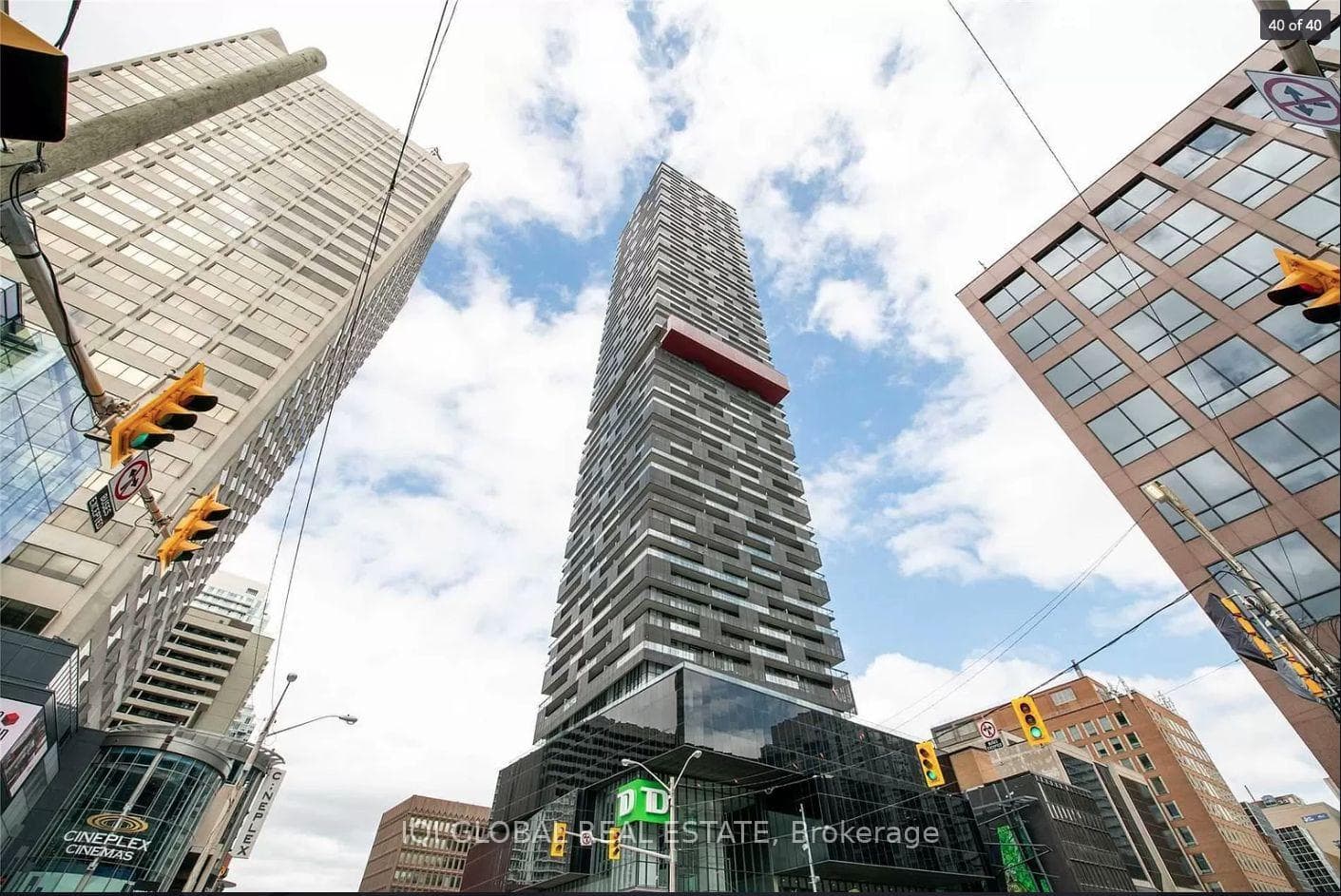 8 Eglinton Avenue Unit 2005 photo 14