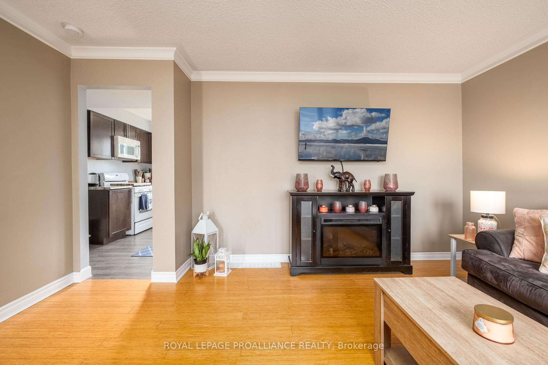 745 Ridley Drive photo 13