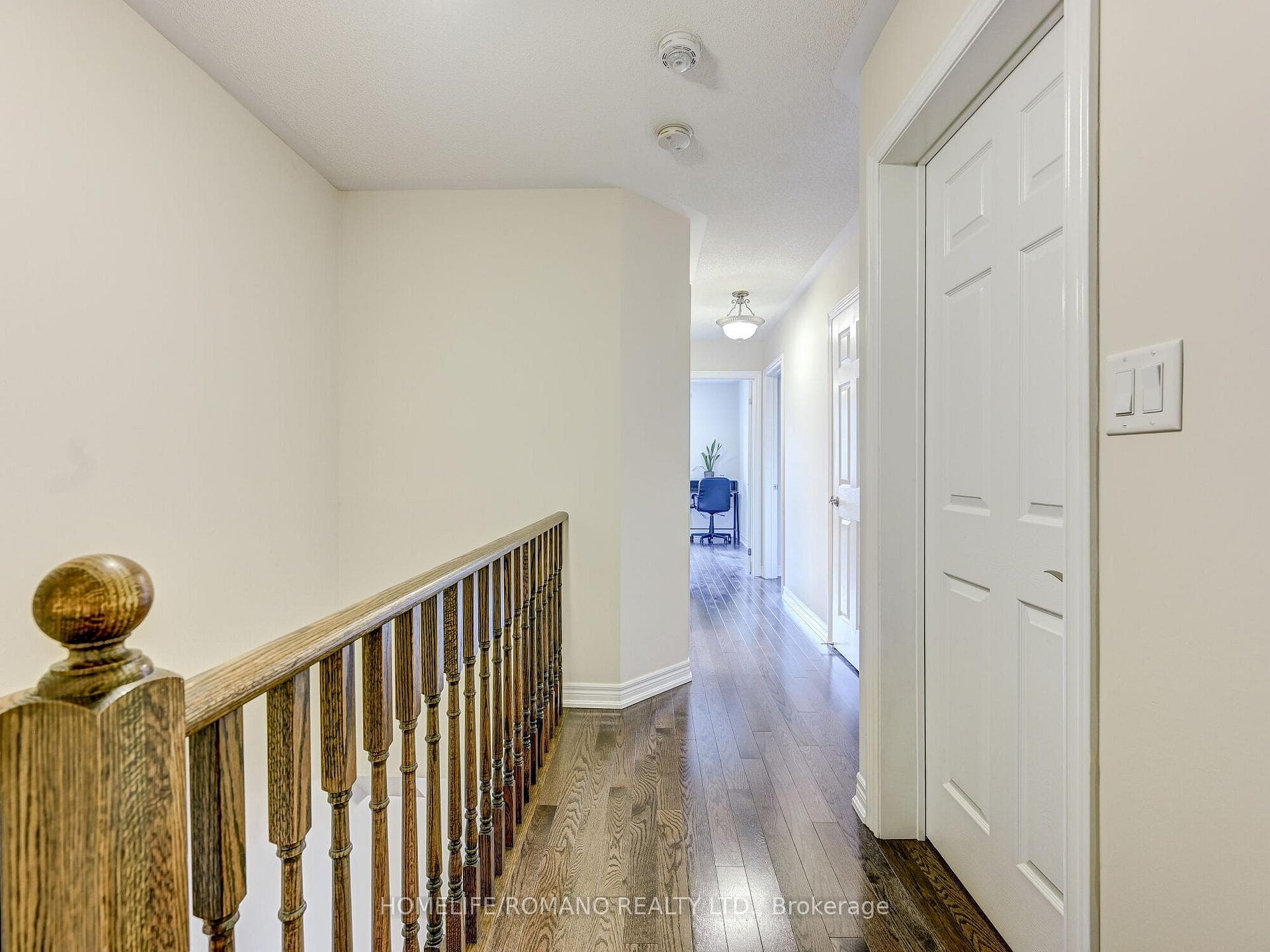 105 Abigail Crescent photo 22