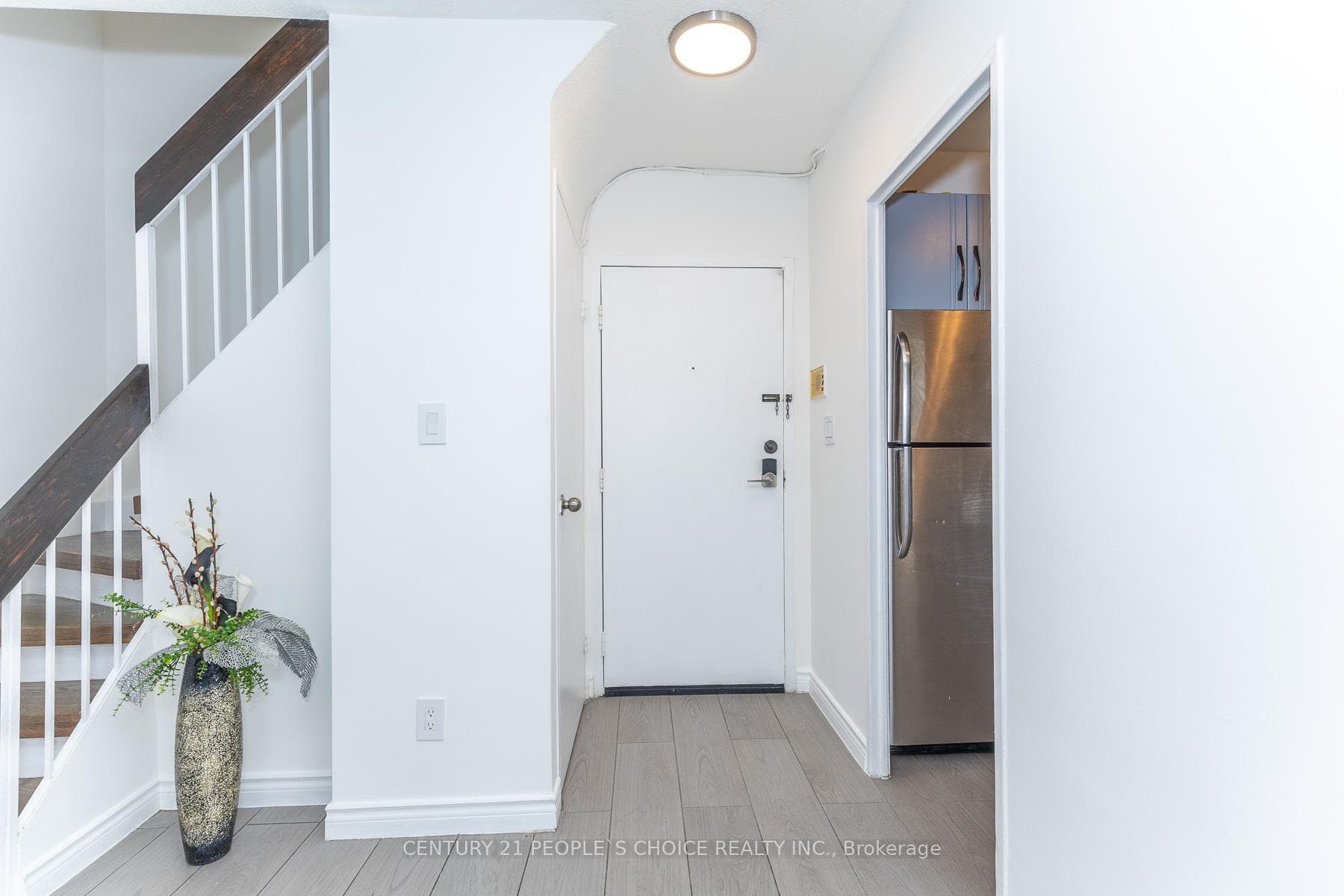 10 Eddystone Avenue Unit 106 photo 5