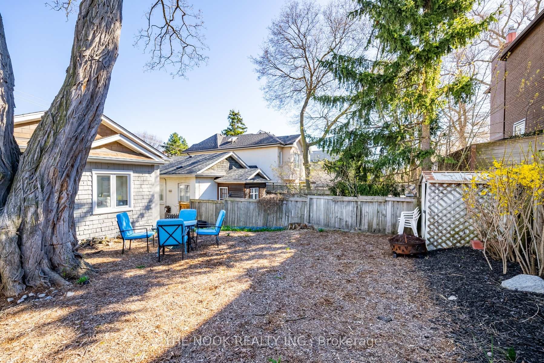 213 Broadway Avenue photo 27