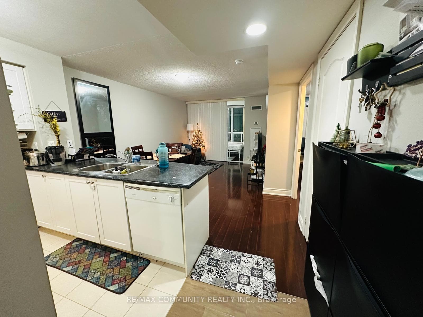 50 Brian Harrison Way Unit 1903 photo 5