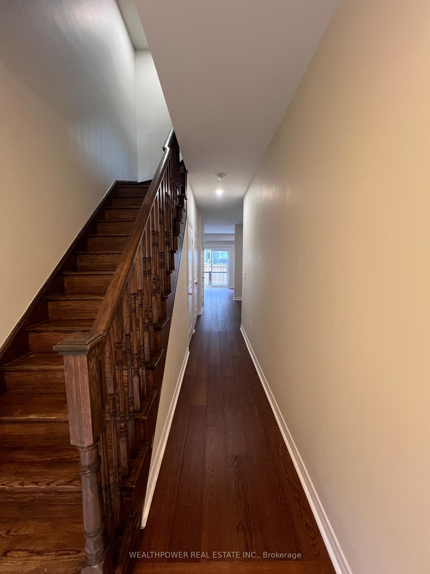 58 Laskin Drive photo 6