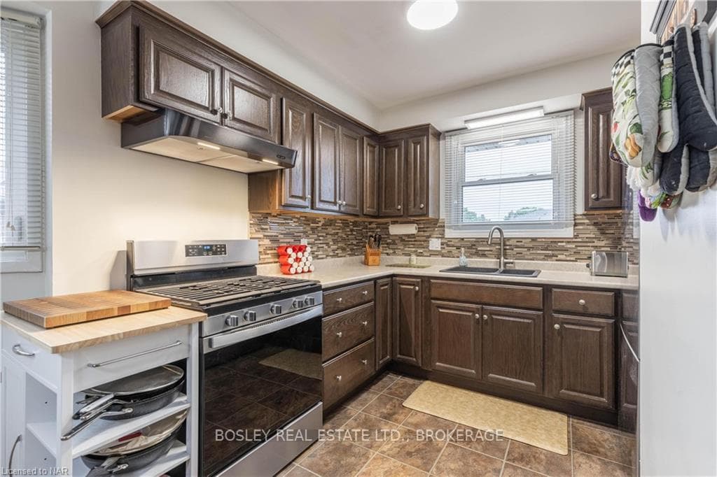 105 Rockwood Avenue photo 18