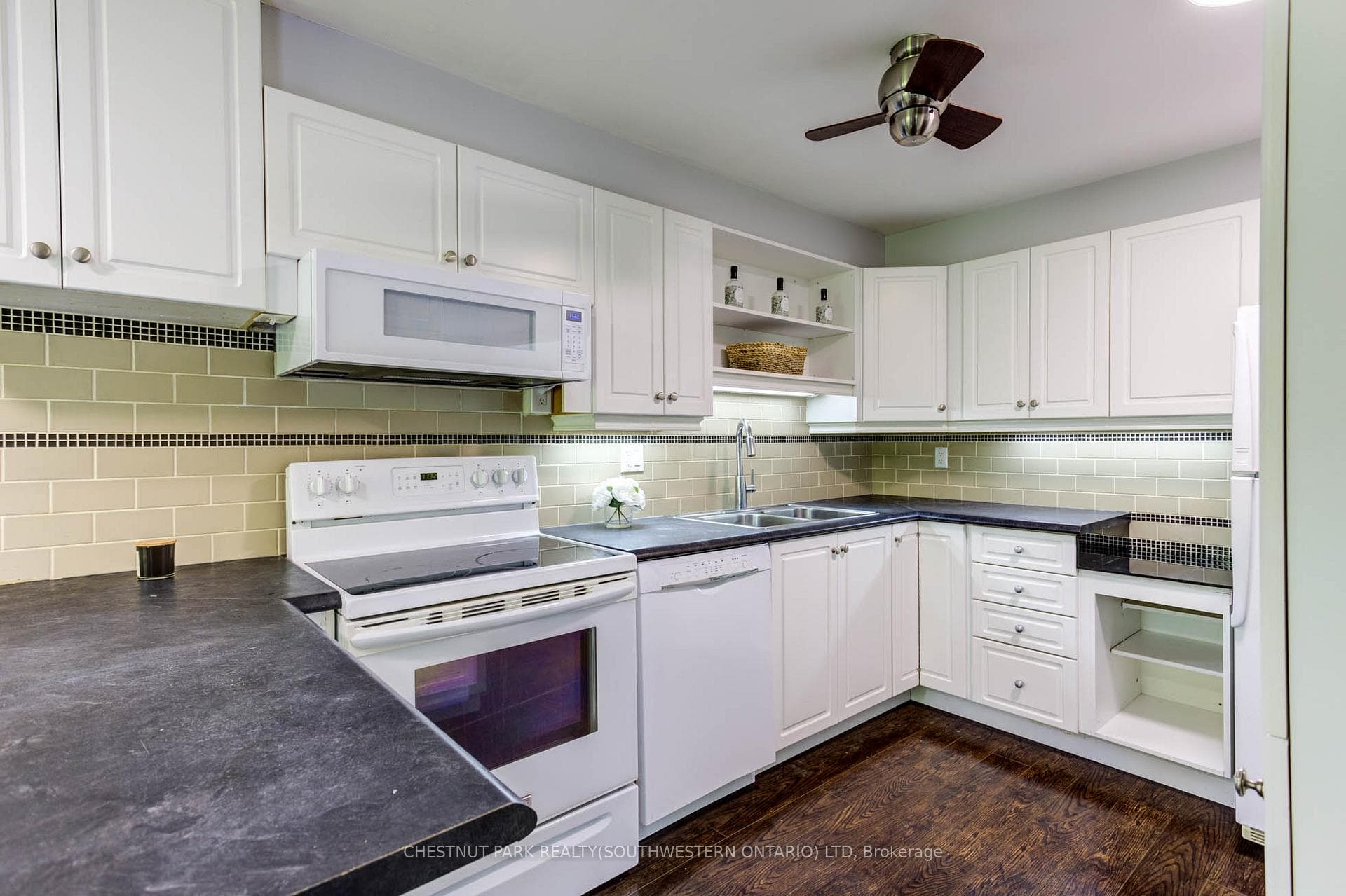 54 Green Valley Drive Unit 49 photo 13