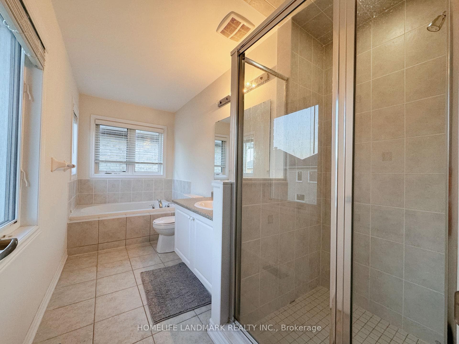 35 Hyacinth Street photo 26