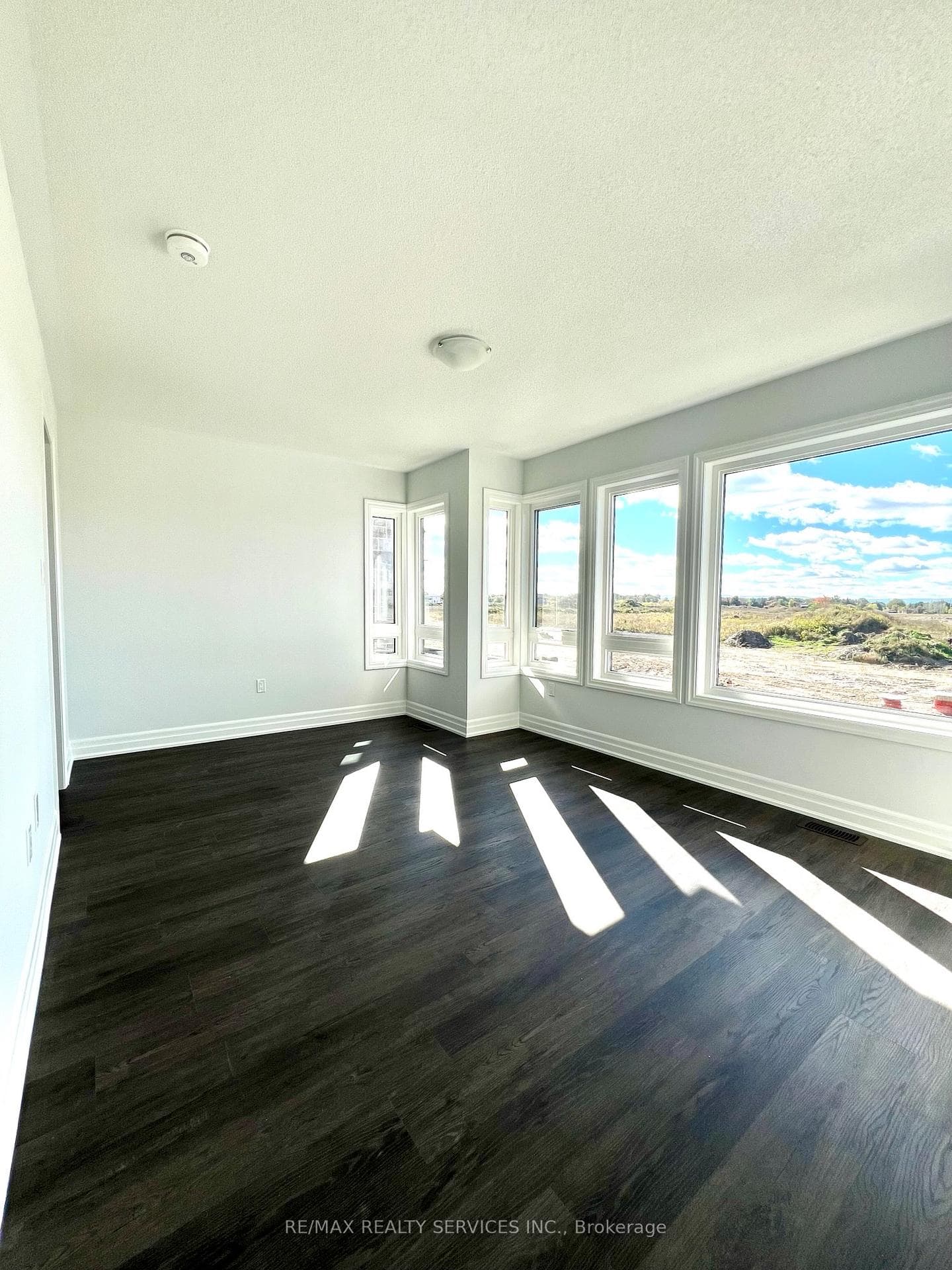 156 Union Boulevard photo 15