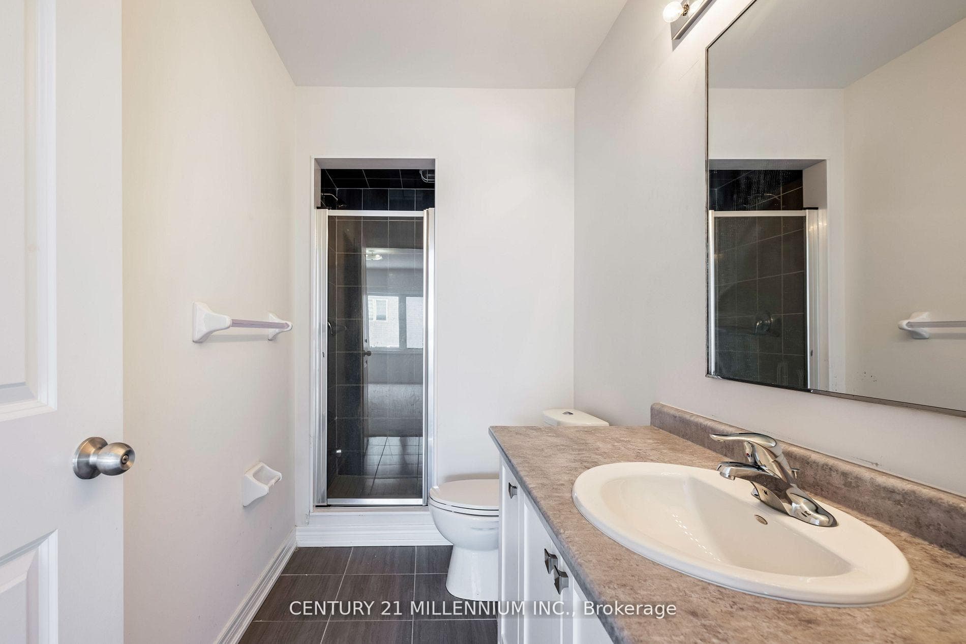 719 Potawatomi Crescent photo 31