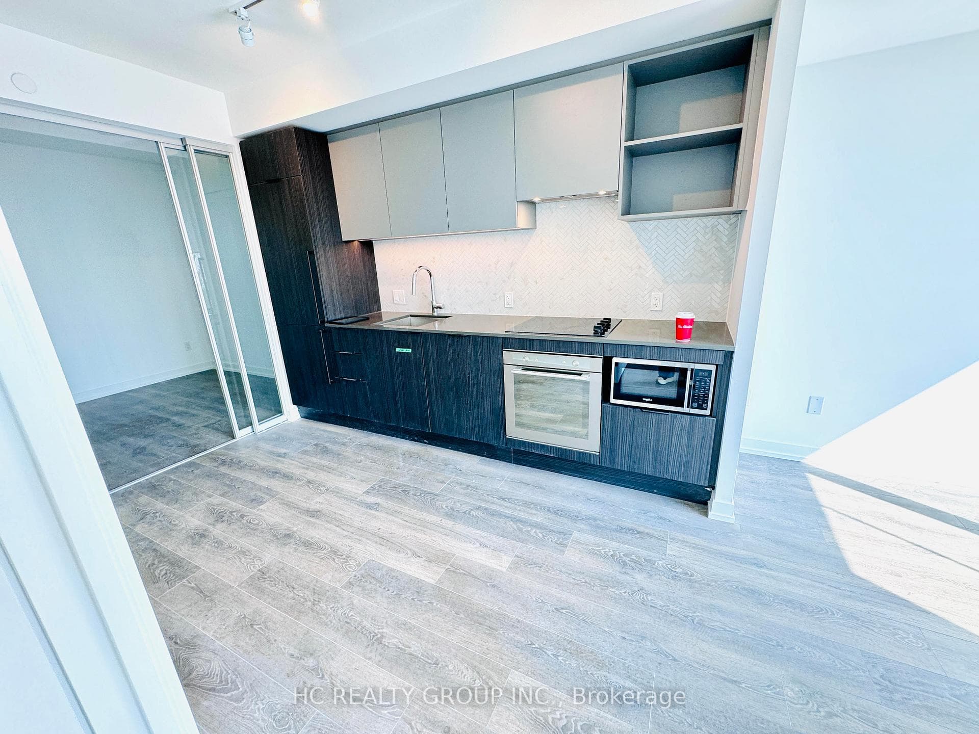 82 Dalhousie Street Unit 3701 photo 3