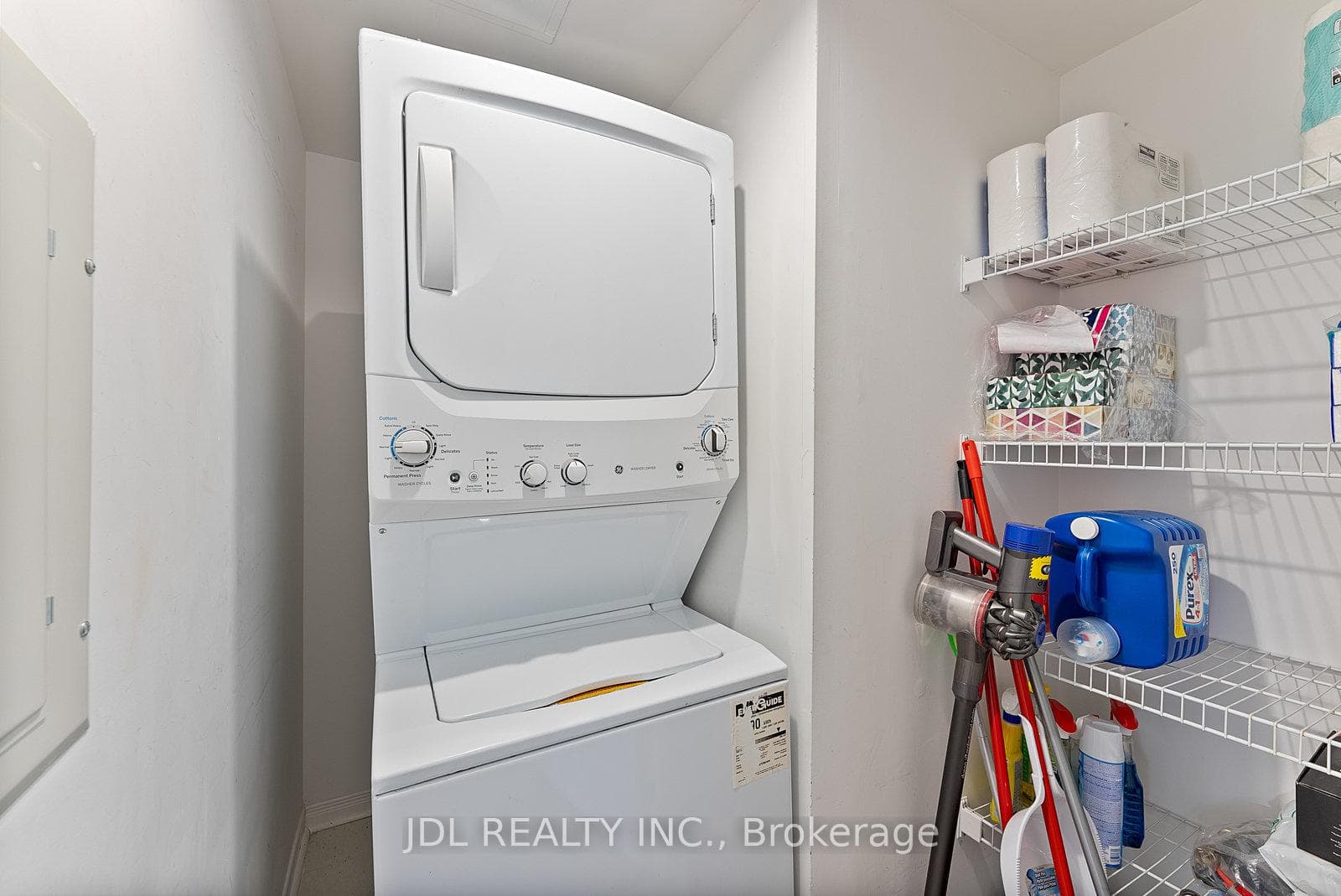 Ensuite laundry