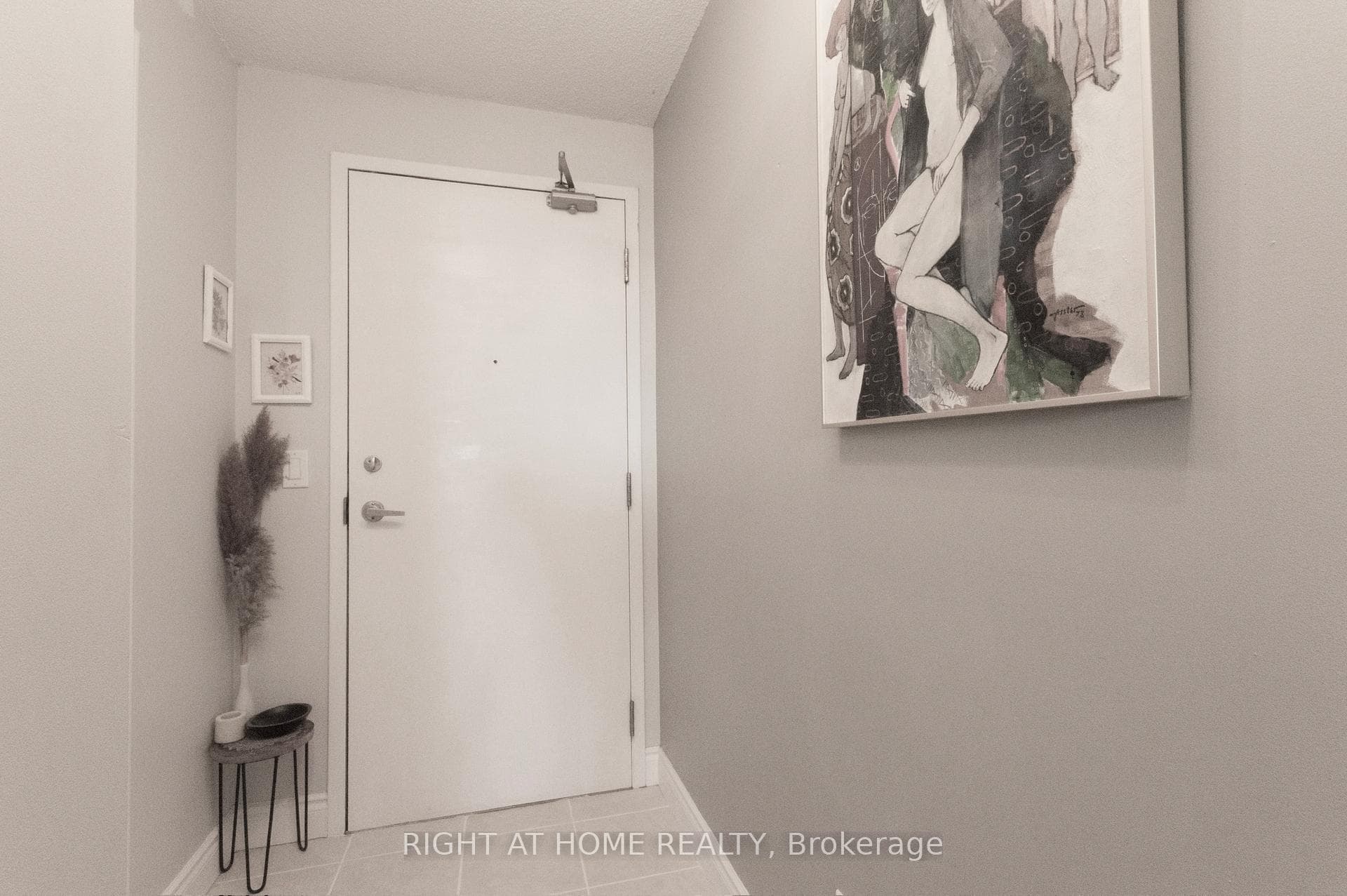 4 Elsinore Path Unit 506 photo 12