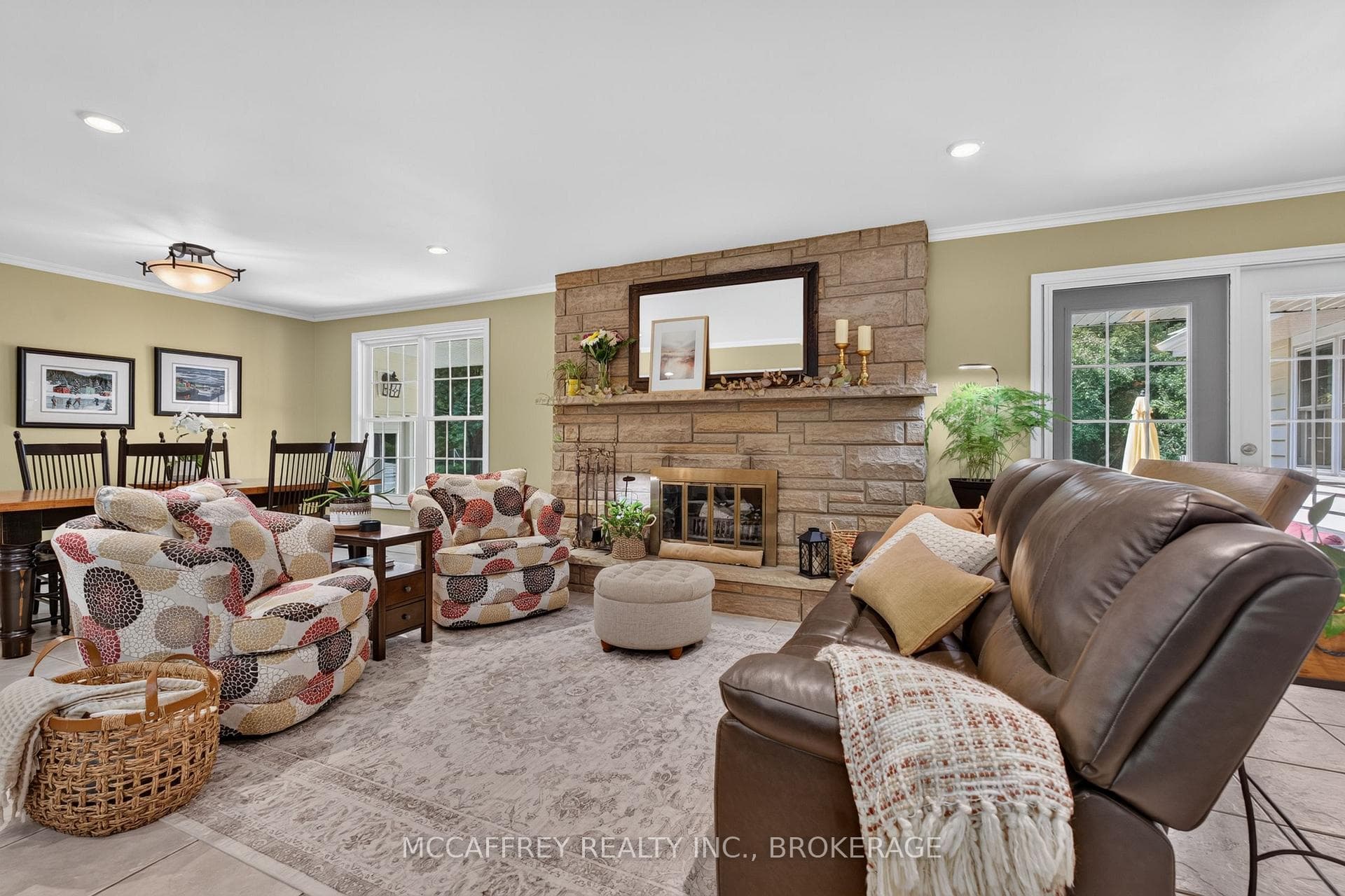 62 Edgewood Drive photo 9