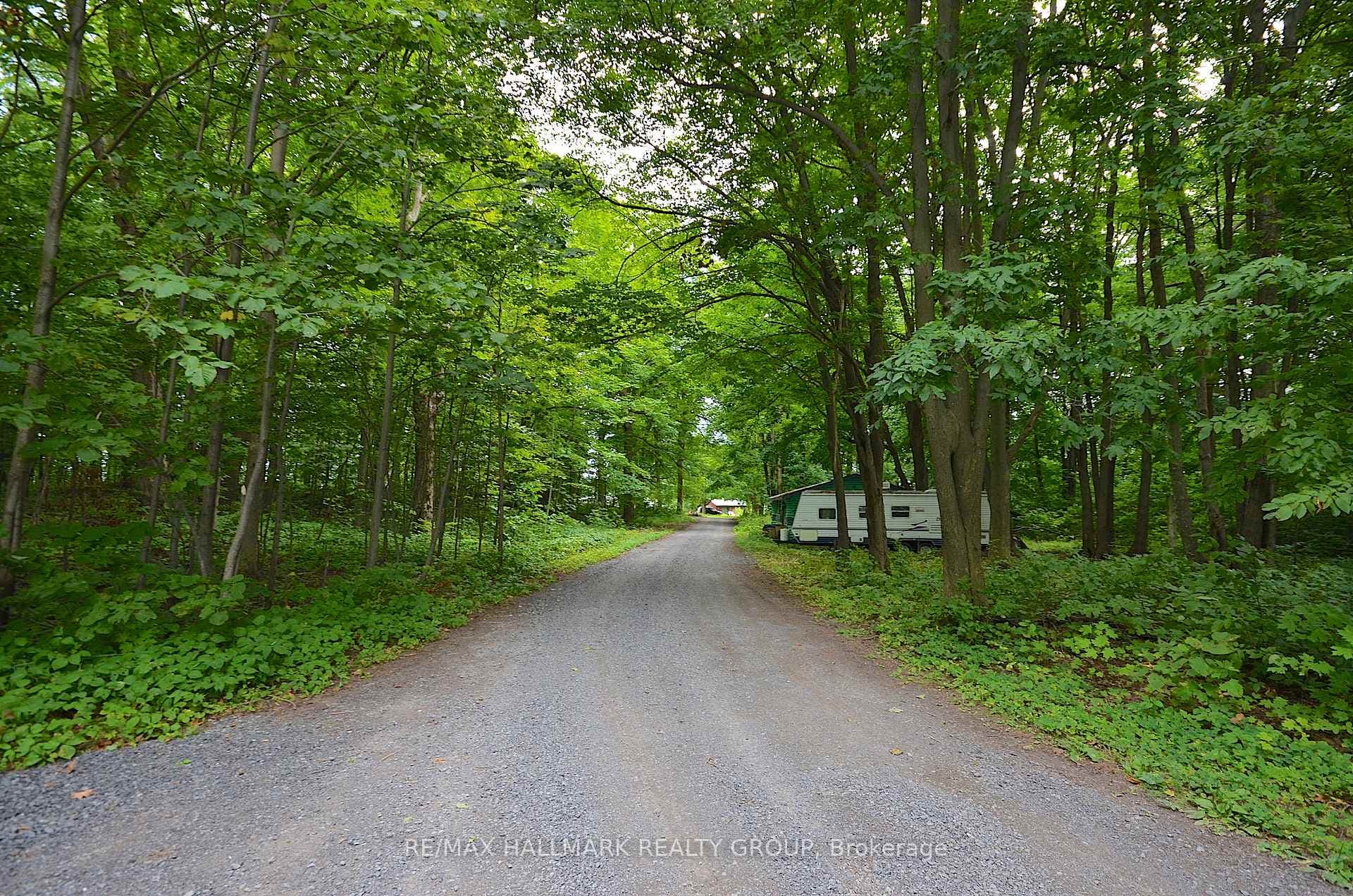 1675 Dunning Road photo 35