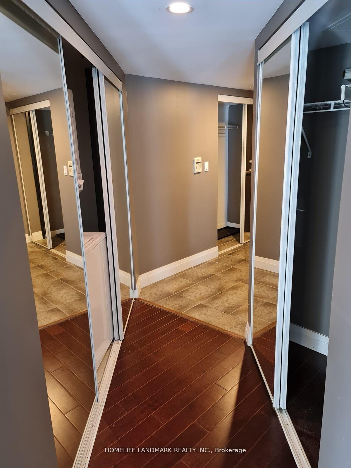210 Victoria Street Unit 2208 photo 9