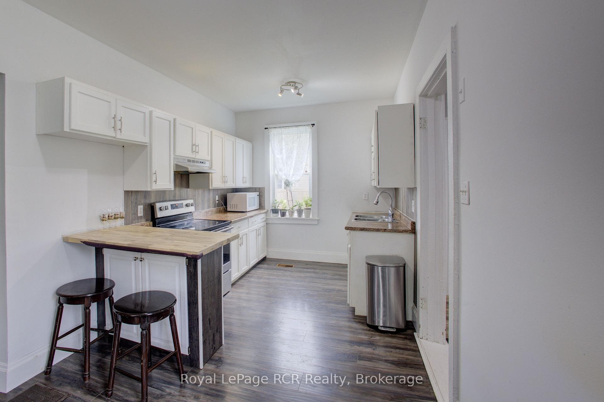 58 Mccutcheon Drive photo 8