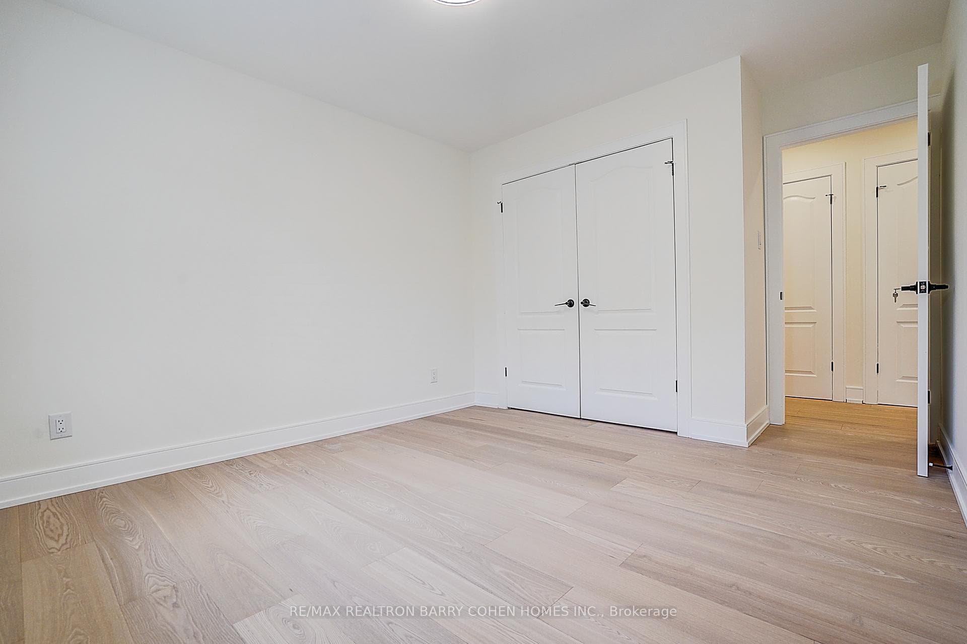 34 Elliotwood Court photo 29