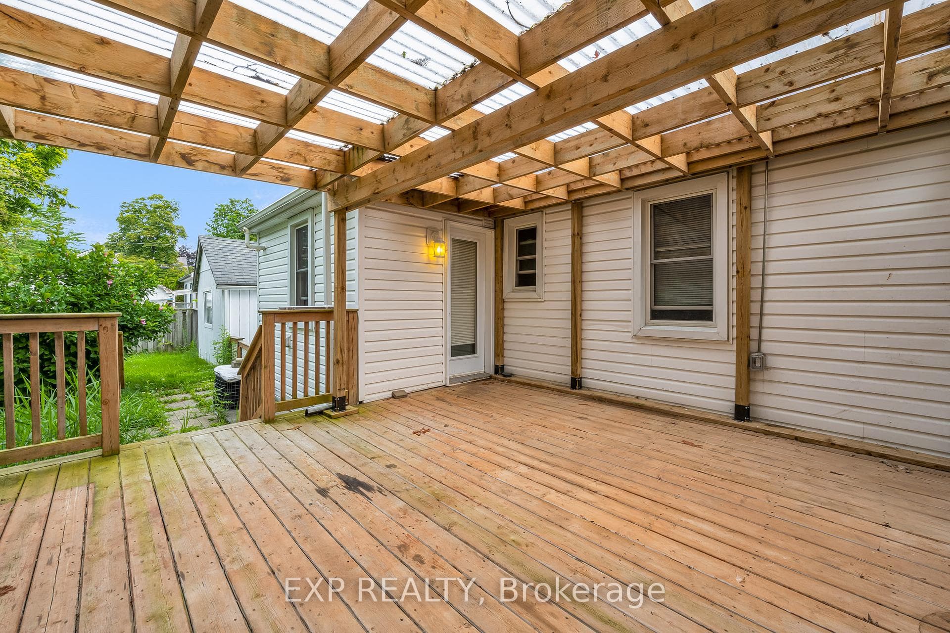 110 Fairview Avenue photo 19